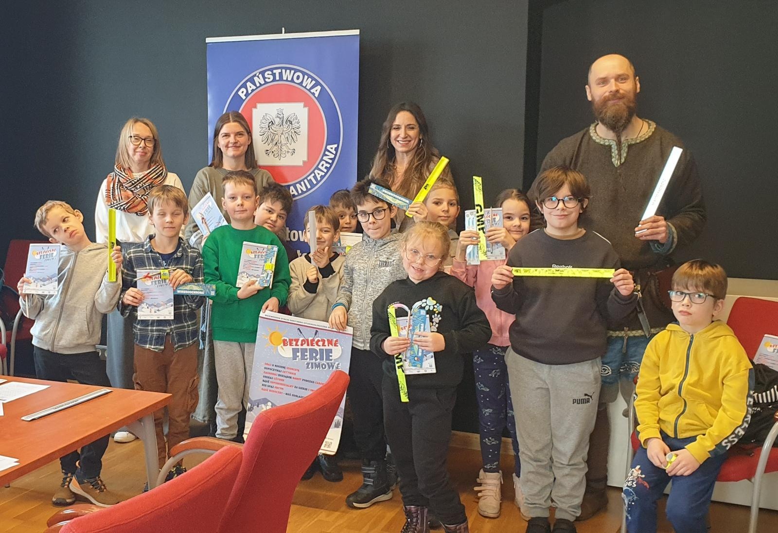 Zdjęcie w galerii na portalu naszraciborz.pl: Półmetek Bezpiecznych Ferii 2025 z Sanepidem wiadomości z regionu