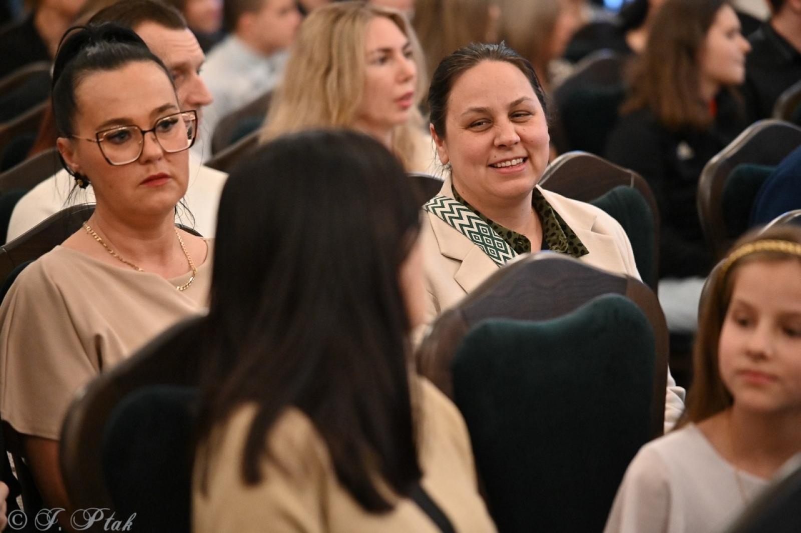 Zdjęcie w galerii na portalu naszraciborz.pl: Najlepsi sportowcy i trenerzy uhonorowani podczas gali w Muzeum wiadomości z regionu