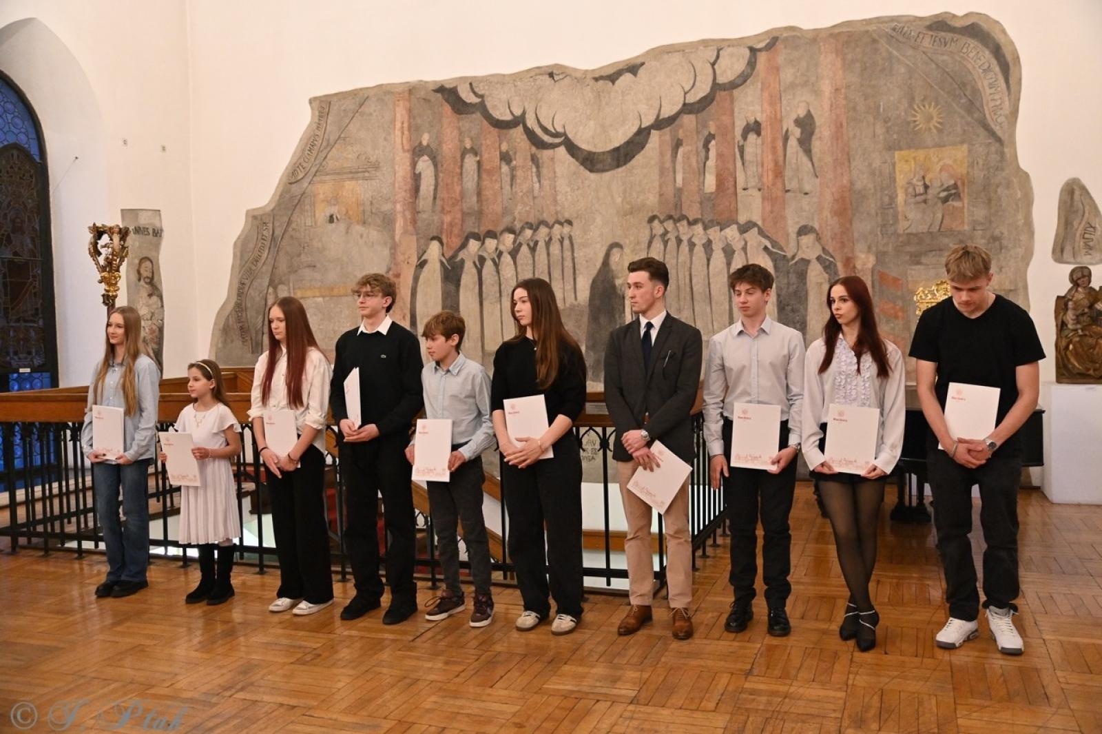 Zdjęcie w galerii na portalu naszraciborz.pl: Najlepsi sportowcy i trenerzy uhonorowani podczas gali w Muzeum wiadomości z regionu