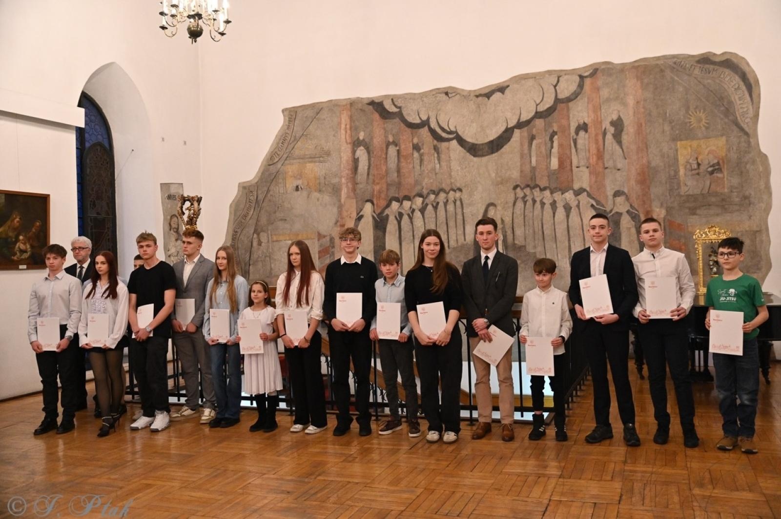 Zdjęcie w galerii na portalu naszraciborz.pl: Najlepsi sportowcy i trenerzy uhonorowani podczas gali w Muzeum wiadomości z regionu