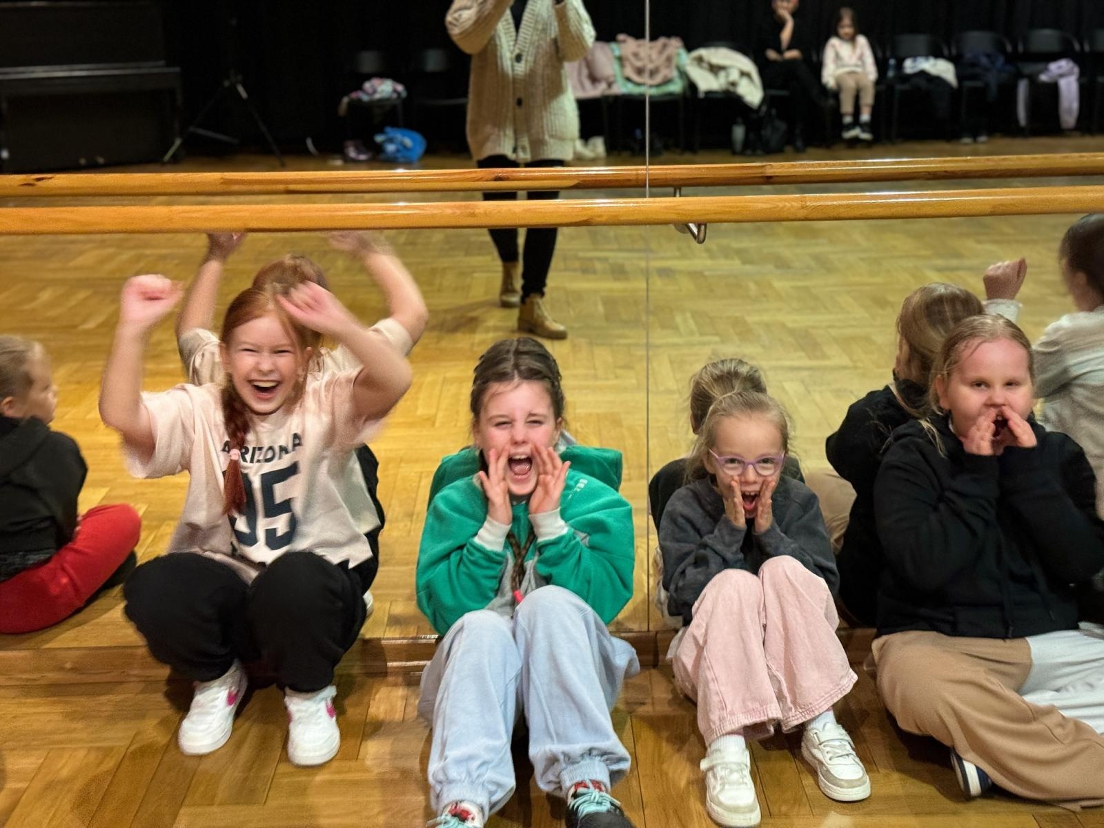 Zdjęcie w galerii na portalu naszraciborz.pl: Twórczy i taneczny pierwszy tydzień ferii z Raciborskim Centrum Kultury wiadomości z regionu