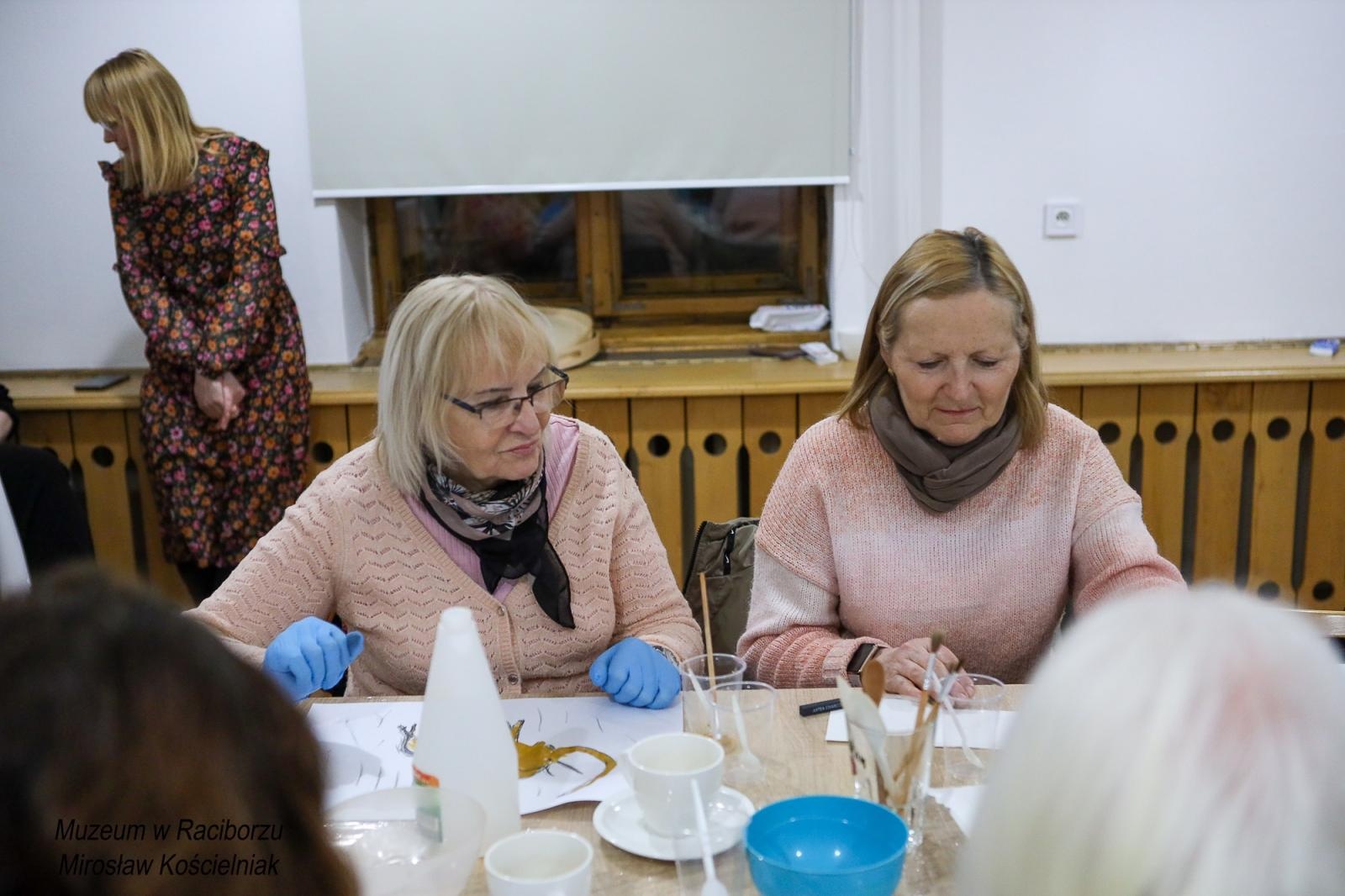 Zdjęcie w galerii na portalu naszraciborz.pl: Spotkanie z zabytkami: paleolityczna sztuka naskalna wiadomości z regionu