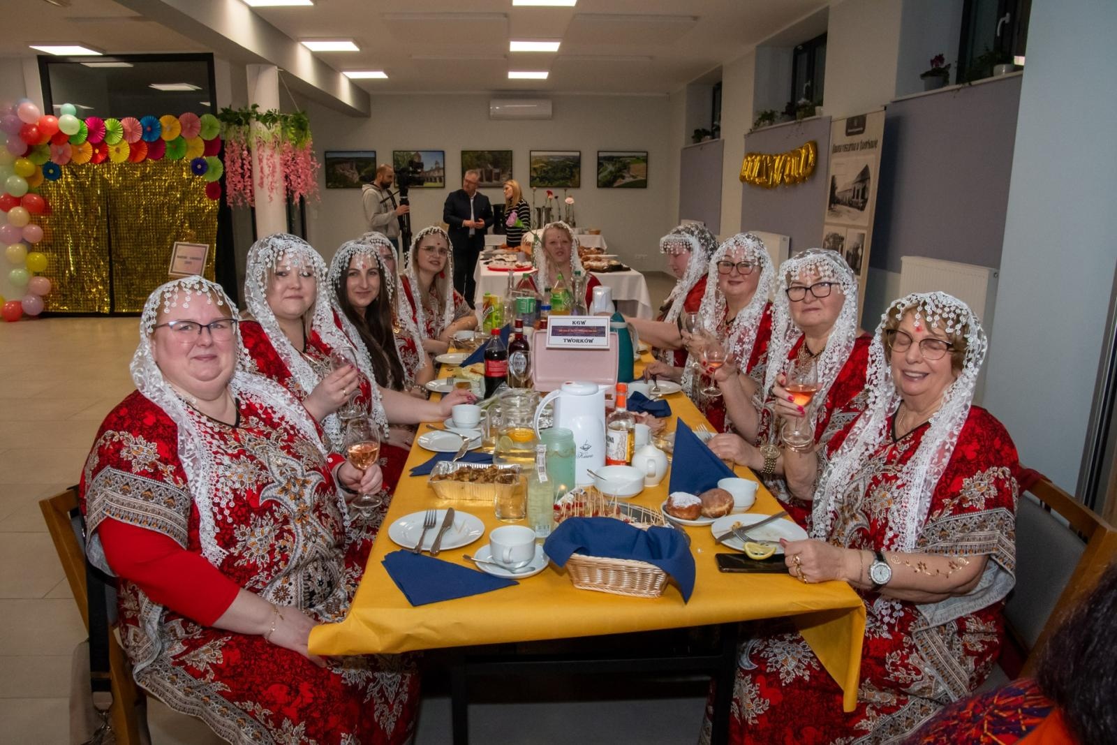 Zdjęcie w galerii na portalu naszraciborz.pl: W Tworkowie jak w Bollywood! Babski Comber w Roszarni [FOTO i WIDEO] wiadomości z regionu