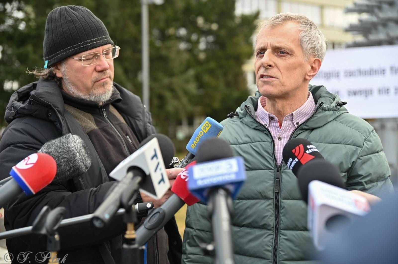 Zdjęcie w galerii na portalu naszraciborz.pl: Koniec Rafako. Tak ostatni pracownicy żegnają się ze spółką [WIDEO] wiadomości z regionu