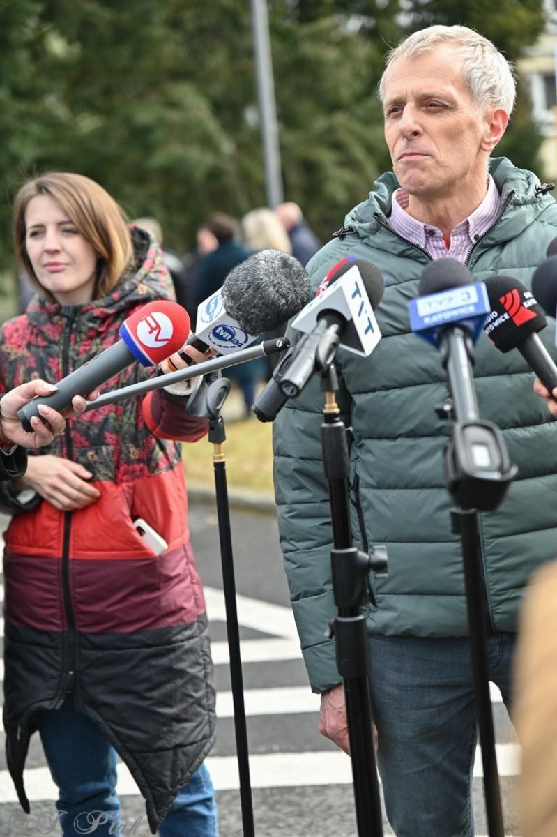 Zdjęcie w galerii na portalu naszraciborz.pl: Koniec Rafako. Tak ostatni pracownicy żegnają się ze spółką [WIDEO] wiadomości z regionu