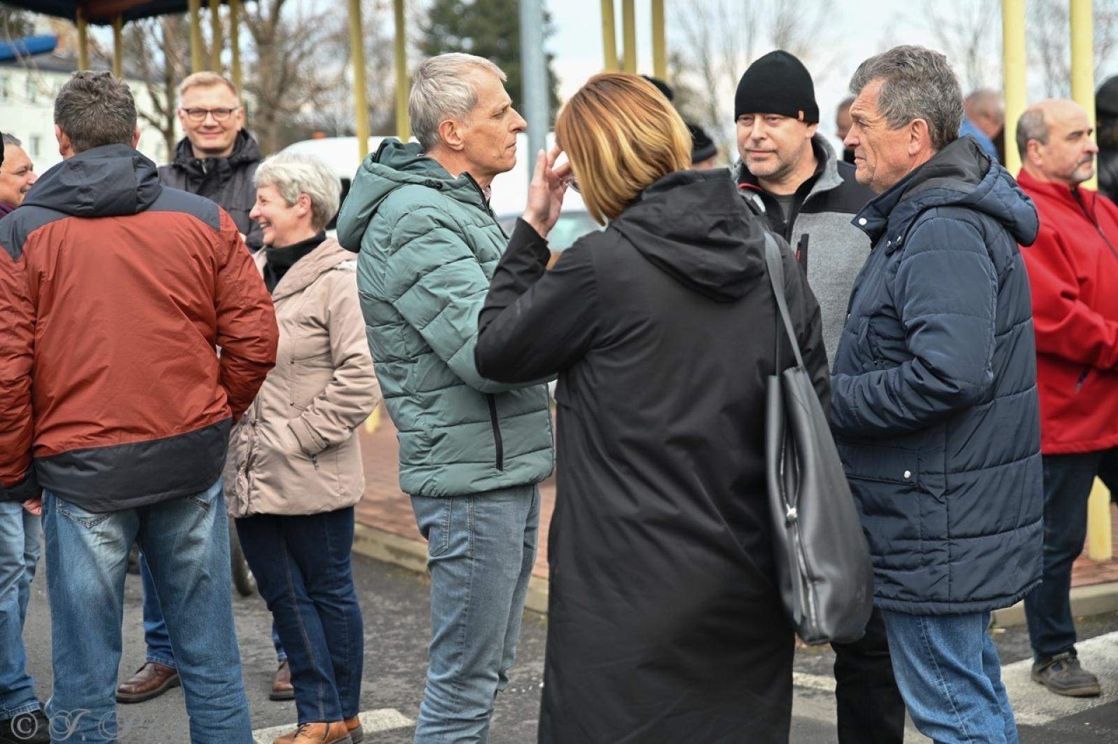 Zdjęcie w galerii na portalu naszraciborz.pl: Koniec Rafako. Tak ostatni pracownicy żegnają się ze spółką [WIDEO] wiadomości z regionu