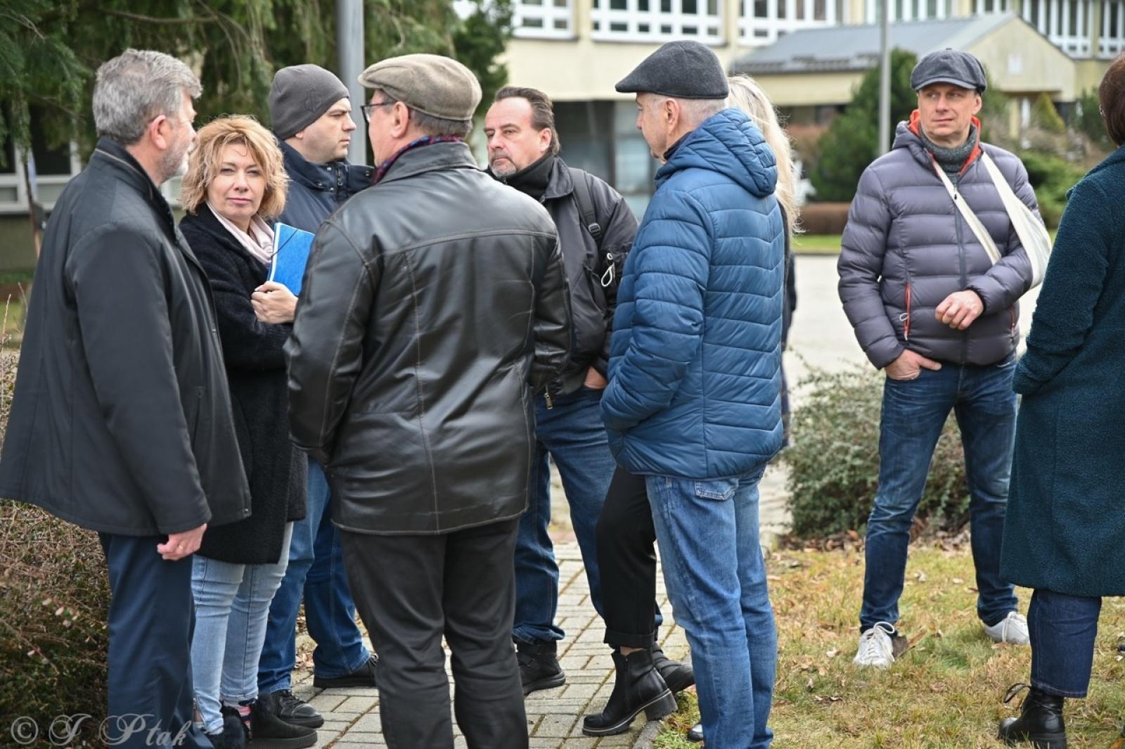 Zdjęcie w galerii na portalu naszraciborz.pl: Koniec Rafako. Tak ostatni pracownicy żegnają się ze spółką [WIDEO] wiadomości z regionu