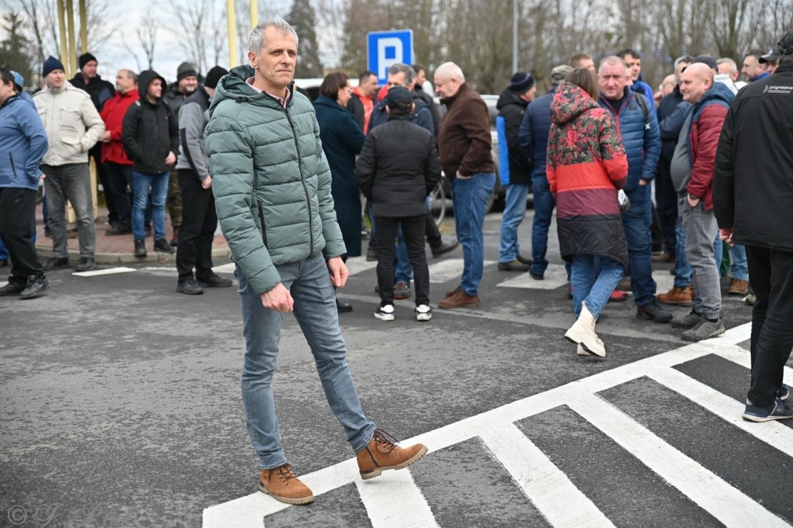 Zdjęcie w galerii na portalu naszraciborz.pl: Koniec Rafako. Tak ostatni pracownicy żegnają się ze spółką [WIDEO] wiadomości z regionu