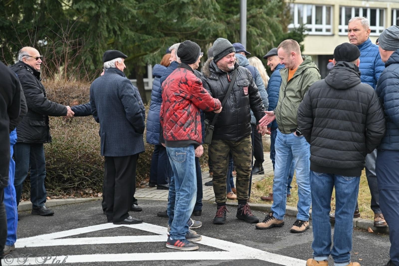 Zdjęcie w galerii na portalu naszraciborz.pl: Koniec Rafako. Tak ostatni pracownicy żegnają się ze spółką [WIDEO] wiadomości z regionu
