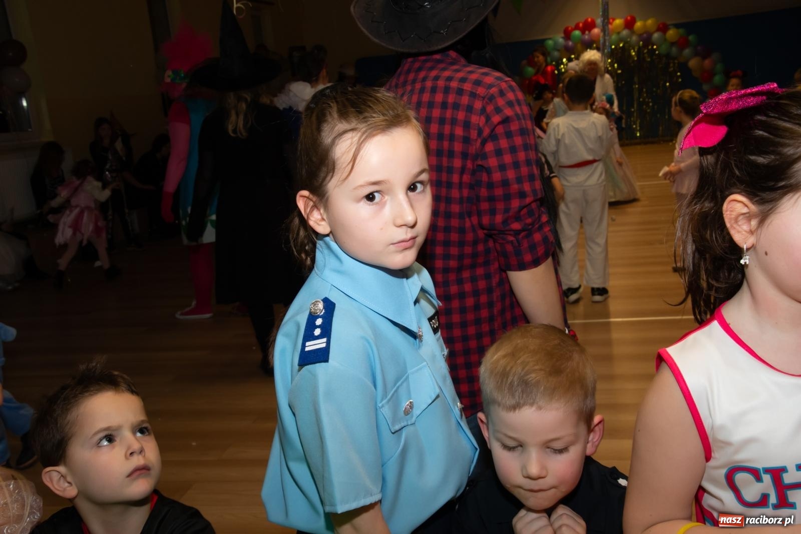 Zdjęcie w galerii na portalu naszraciborz.pl: Wielki dziecięcy bal karnawałowy w Pietrowicach Wielkich [FOTO i WIDEO] wiadomości z regionu