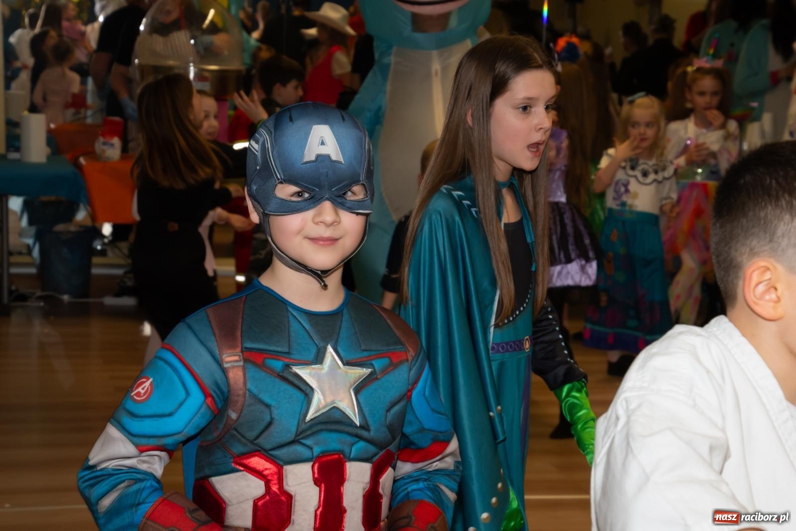 Zdjęcie w galerii na portalu naszraciborz.pl: Wielki dziecięcy bal karnawałowy w Pietrowicach Wielkich [FOTO i WIDEO] wiadomości z regionu