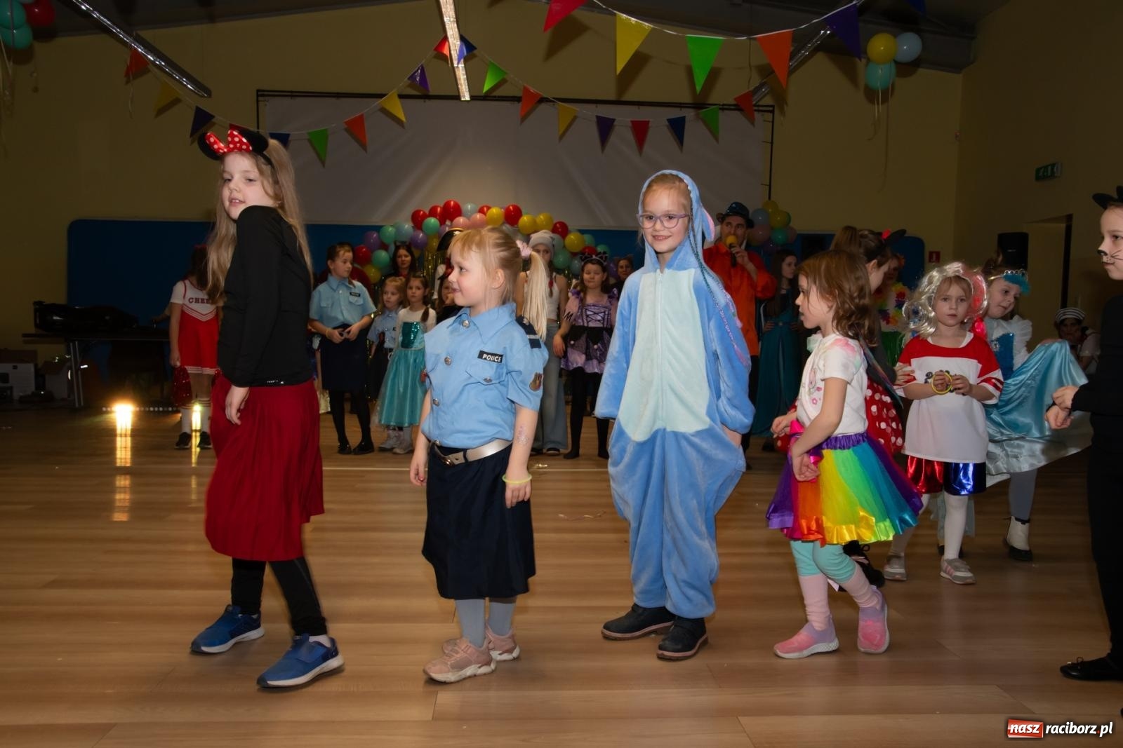 Zdjęcie w galerii na portalu naszraciborz.pl: Wielki dziecięcy bal karnawałowy w Pietrowicach Wielkich [FOTO i WIDEO] wiadomości z regionu