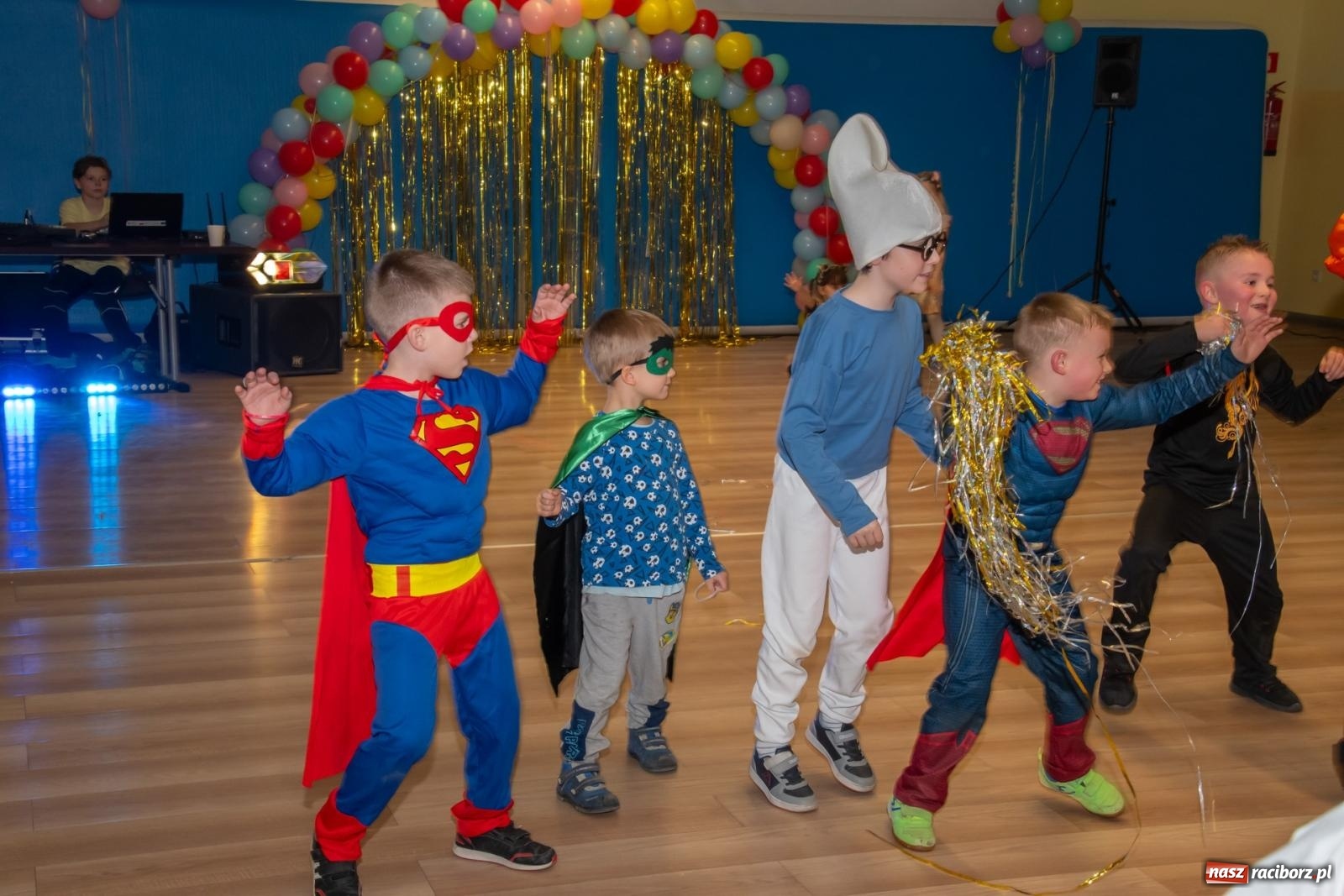 Zdjęcie w galerii na portalu naszraciborz.pl: Wielki dziecięcy bal karnawałowy w Pietrowicach Wielkich [FOTO i WIDEO] wiadomości z regionu