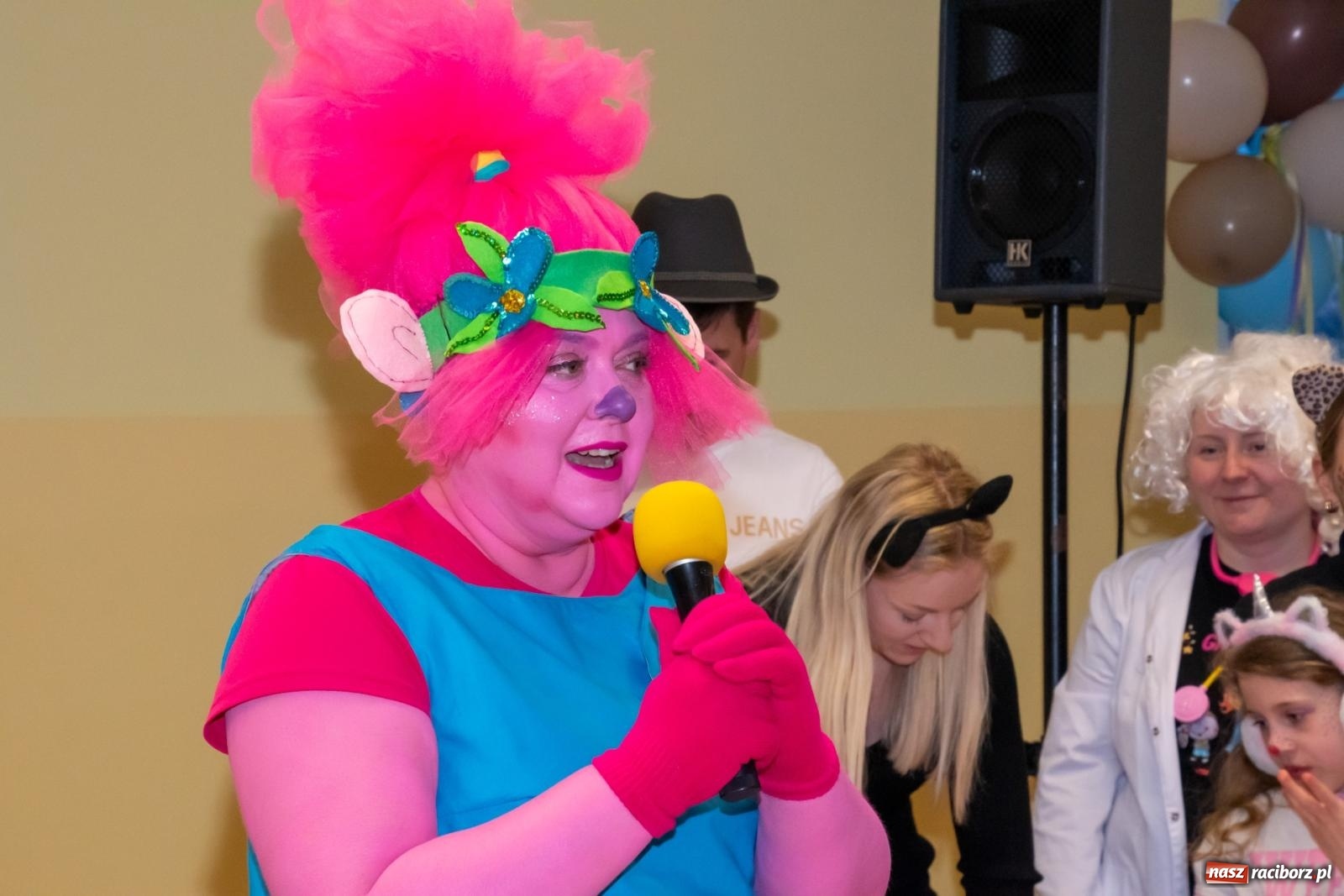 Zdjęcie w galerii na portalu naszraciborz.pl: Wielki dziecięcy bal karnawałowy w Pietrowicach Wielkich [FOTO i WIDEO] wiadomości z regionu