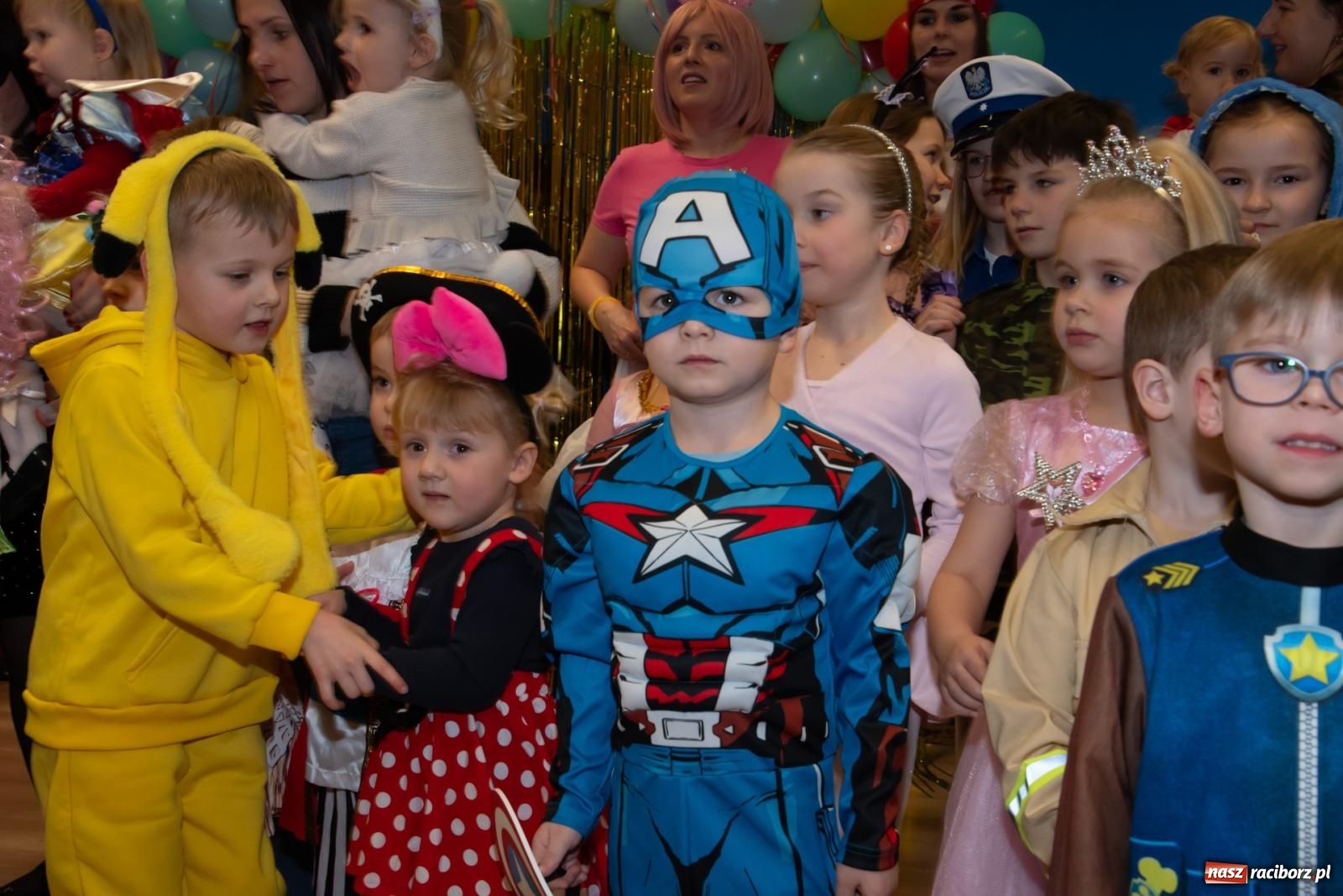 Zdjęcie w galerii na portalu naszraciborz.pl: Wielki dziecięcy bal karnawałowy w Pietrowicach Wielkich [FOTO i WIDEO] wiadomości z regionu