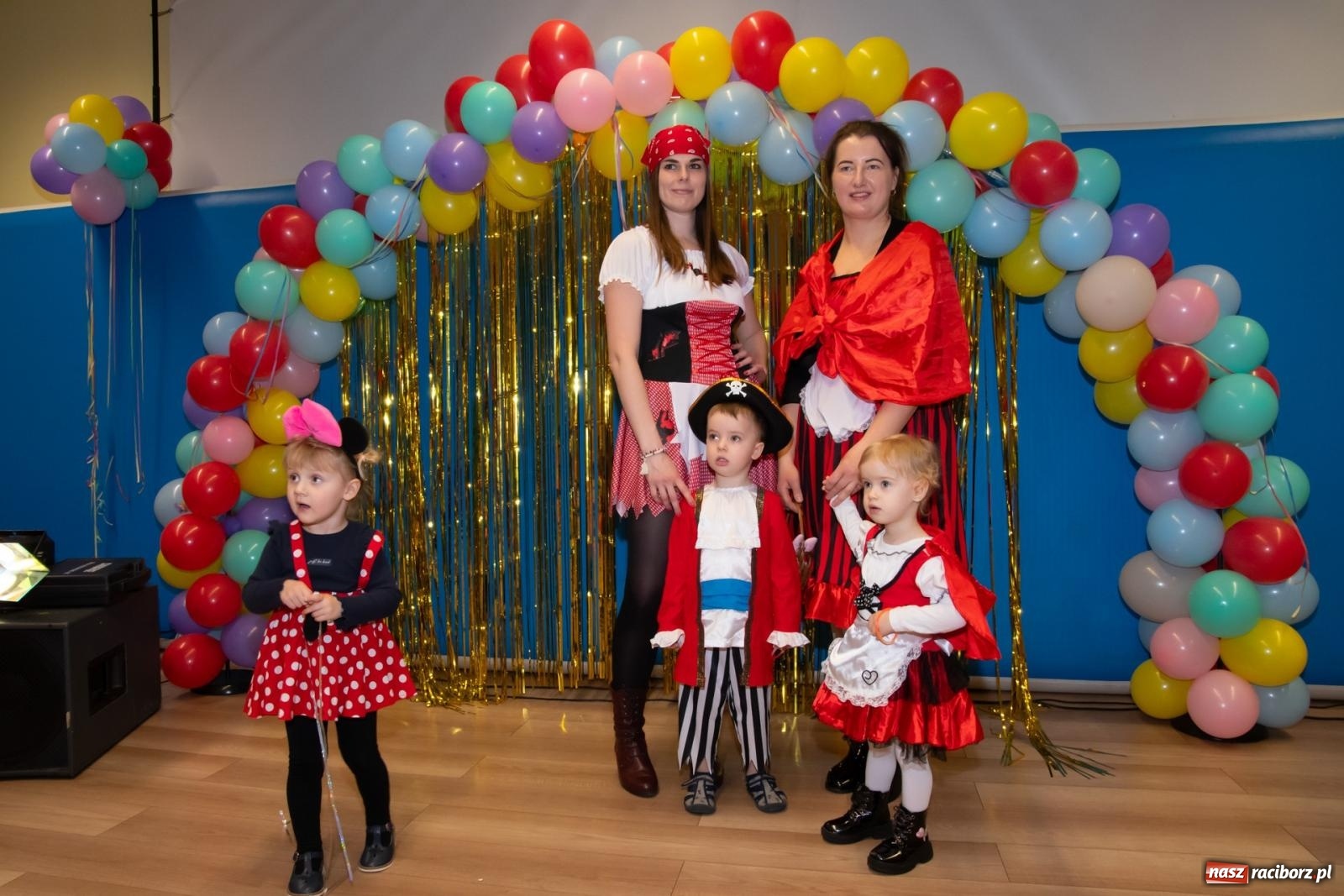 Zdjęcie w galerii na portalu naszraciborz.pl: Wielki dziecięcy bal karnawałowy w Pietrowicach Wielkich [FOTO i WIDEO] wiadomości z regionu