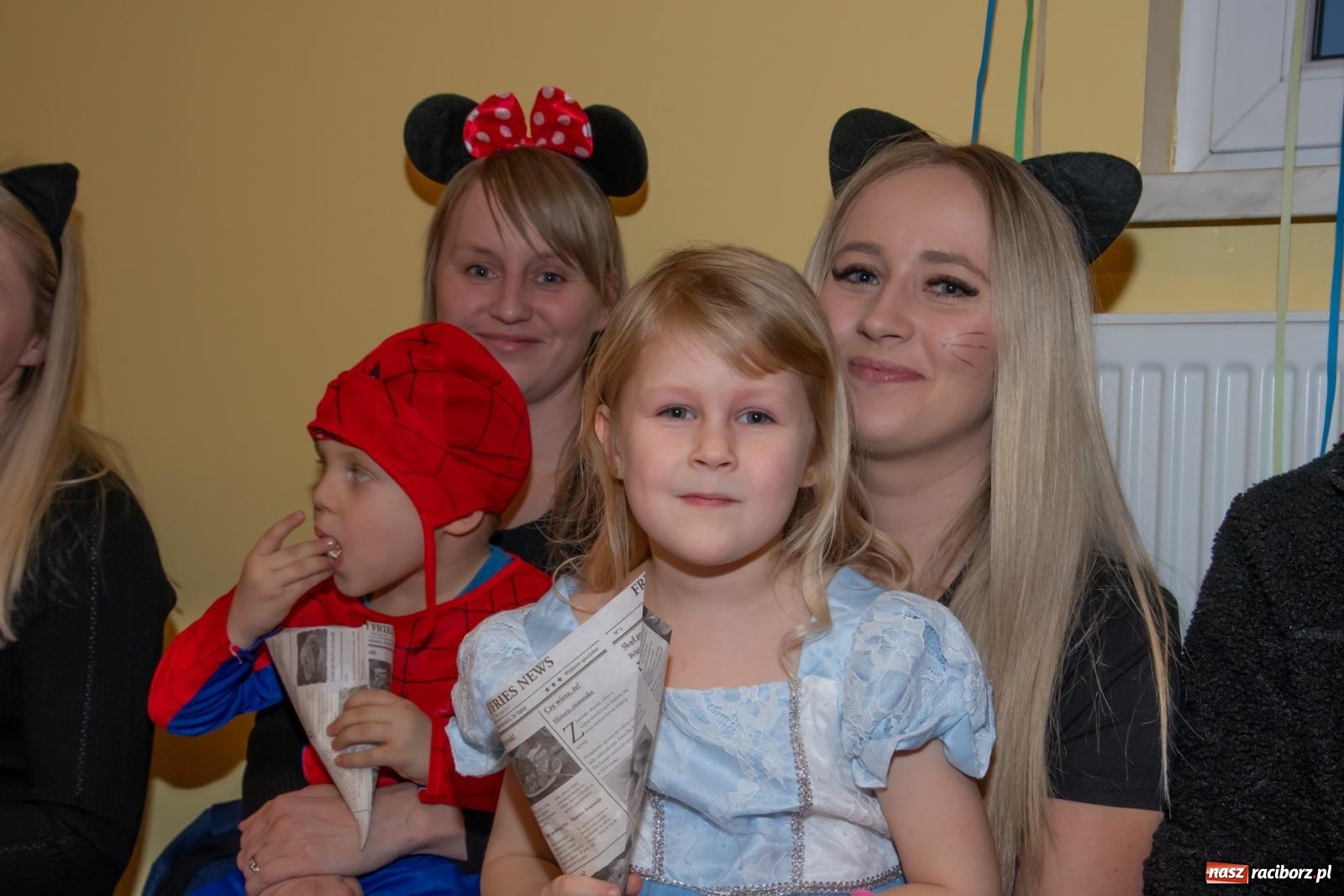 Zdjęcie w galerii na portalu naszraciborz.pl: Wielki dziecięcy bal karnawałowy w Pietrowicach Wielkich [FOTO i WIDEO] wiadomości z regionu