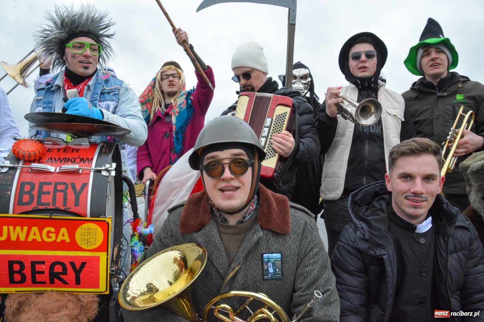 Zdjęcie w galerii na portalu naszraciborz.pl: Bery z parafii Sławików żegnają karnawał [FOTO i WIDEO] wiadomości z regionu