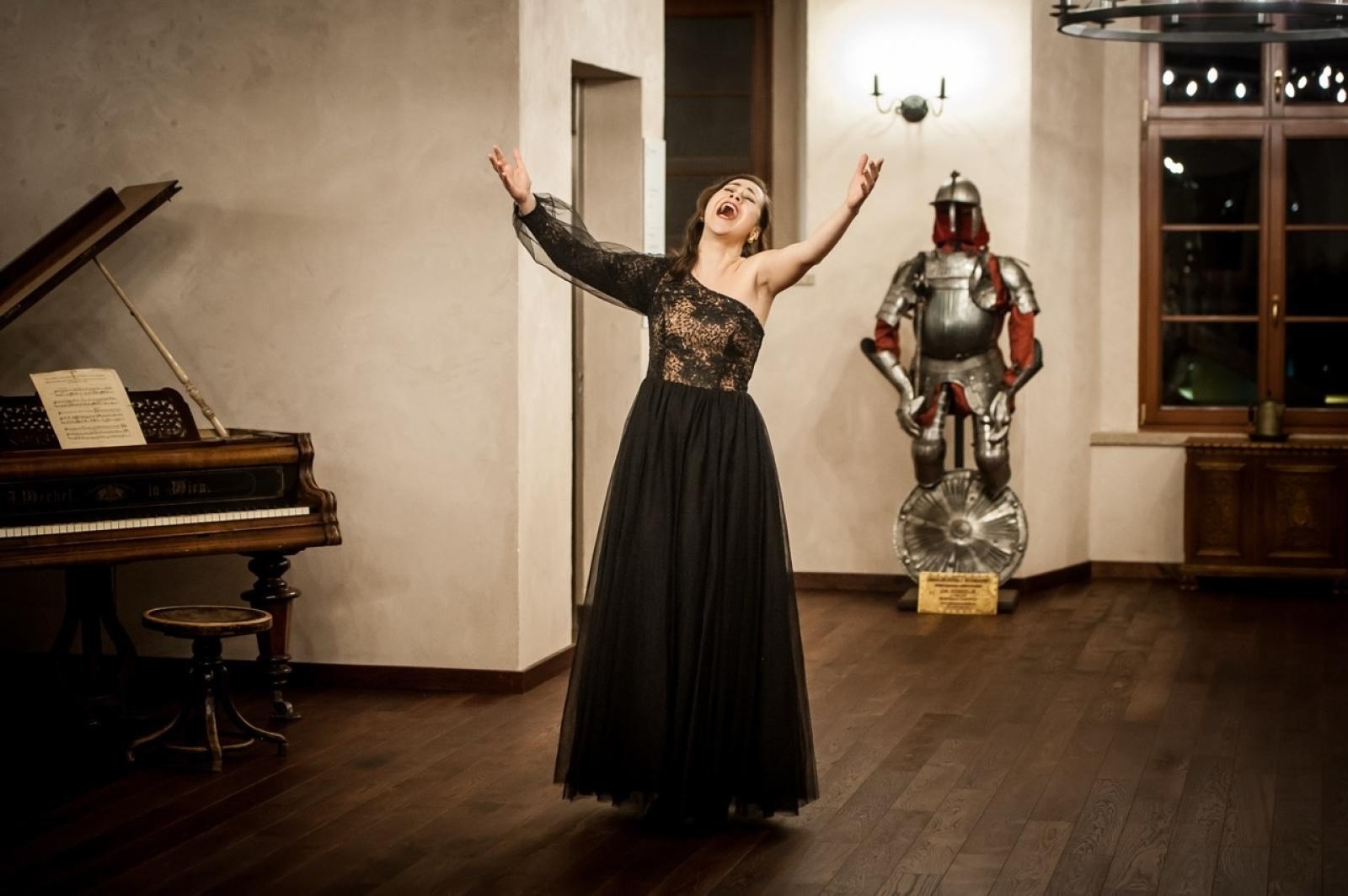 Zdjęcie w galerii na portalu naszraciborz.pl: Magiczna noc na zamku z operą [FOTO i WIDEO] wiadomości z regionu