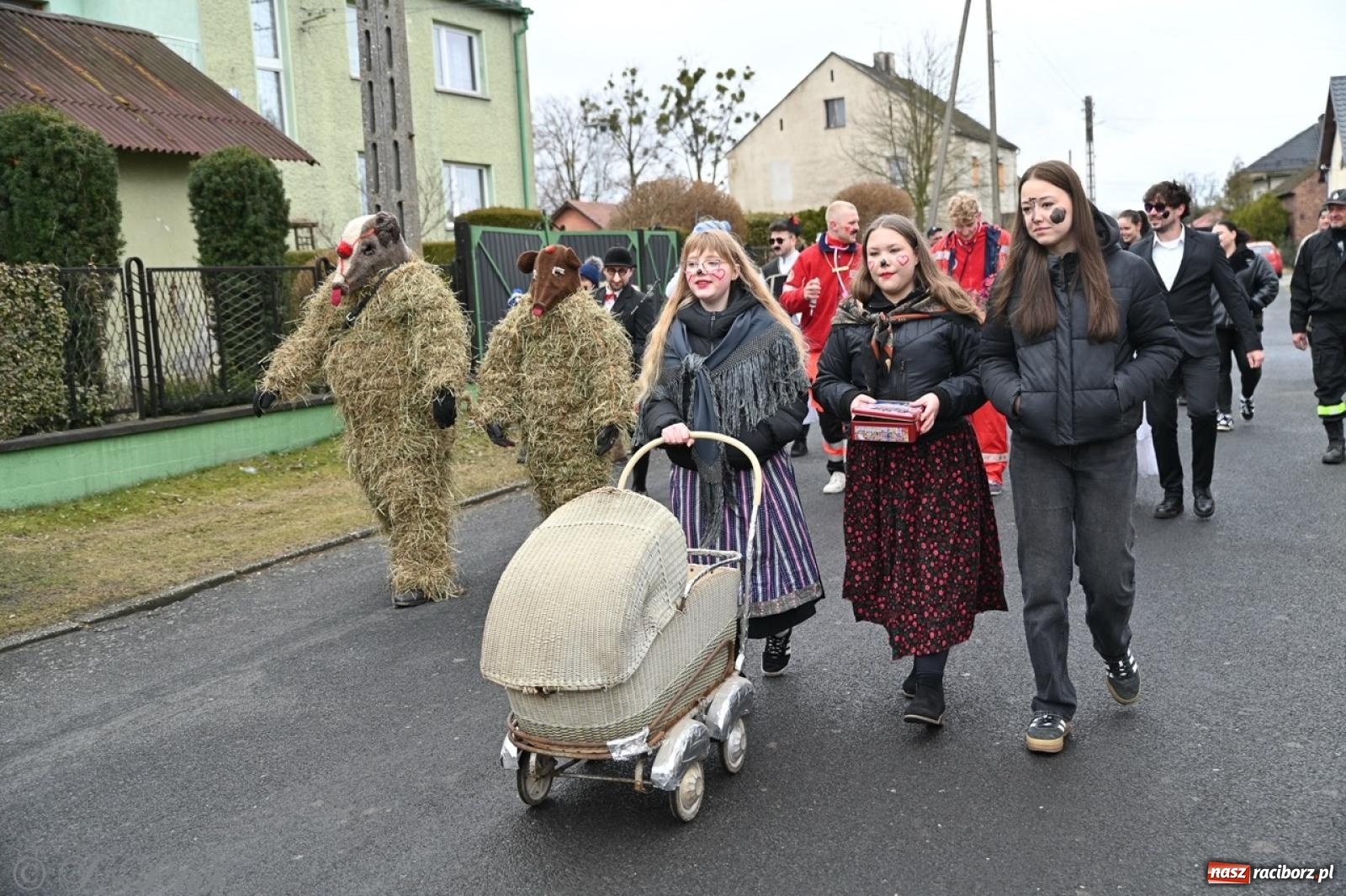 Zdjęcie w galerii na portalu naszraciborz.pl: Tanzbär 2025 – ostatki po samborowicku [FOTO i WIDEO] wiadomości z regionu