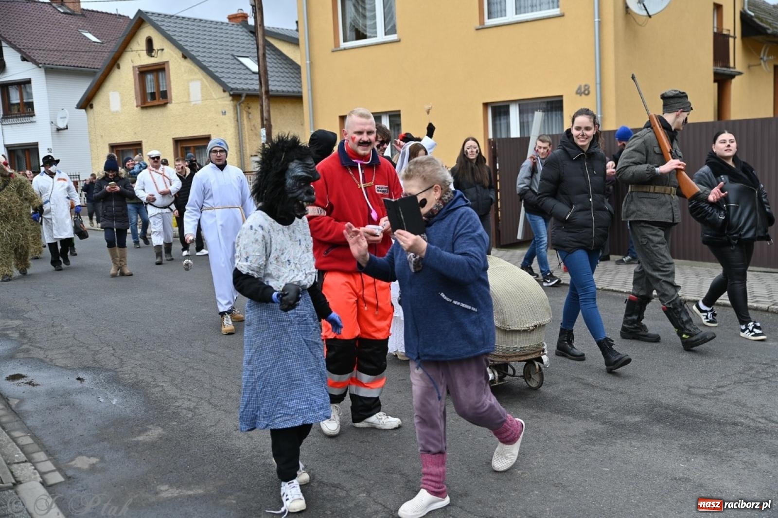 Zdjęcie w galerii na portalu naszraciborz.pl: Tanzbär 2025 – ostatki po samborowicku [FOTO i WIDEO] wiadomości z regionu