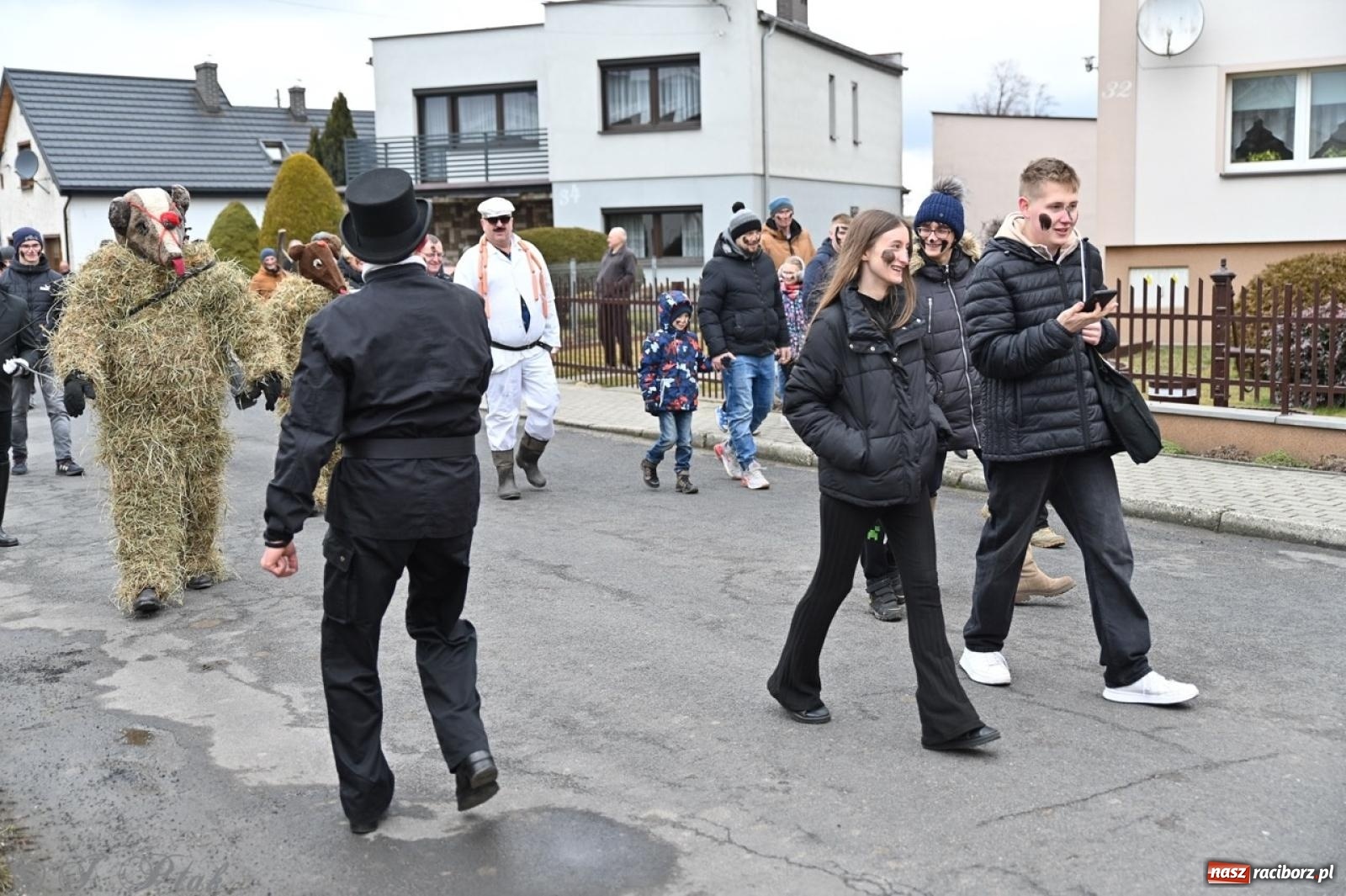 Zdjęcie w galerii na portalu naszraciborz.pl: Tanzbär 2025 – ostatki po samborowicku [FOTO i WIDEO] wiadomości z regionu