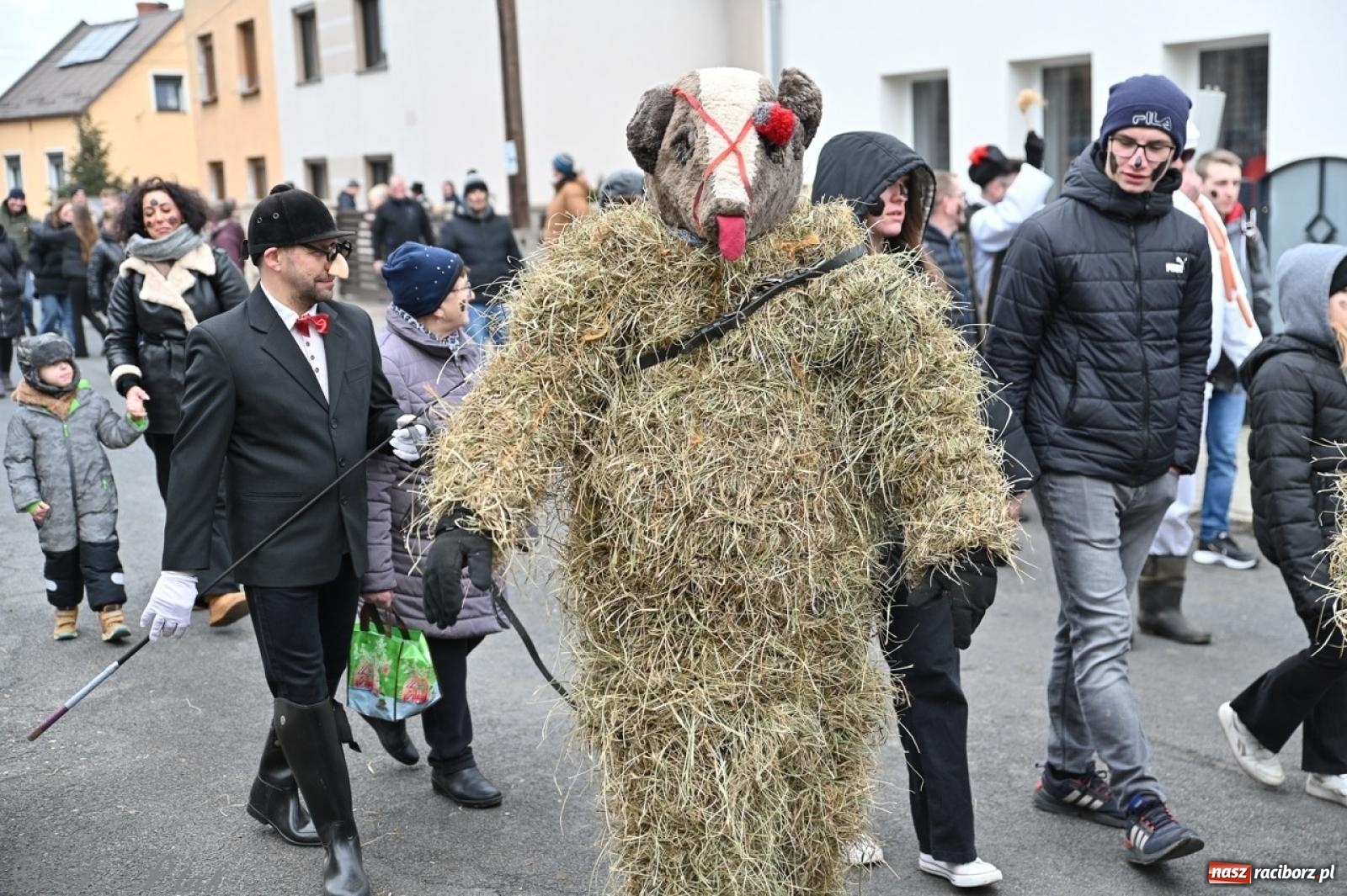 Zdjęcie w galerii na portalu naszraciborz.pl: Tanzbär 2025 – ostatki po samborowicku [FOTO i WIDEO] wiadomości z regionu