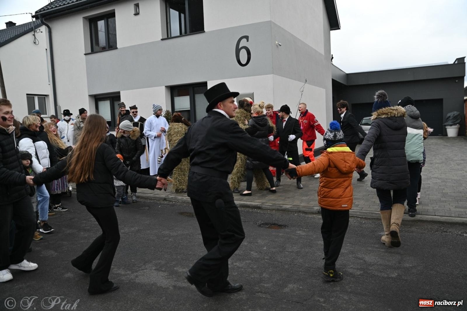 Zdjęcie w galerii na portalu naszraciborz.pl: Tanzbär 2025 – ostatki po samborowicku [FOTO i WIDEO] wiadomości z regionu