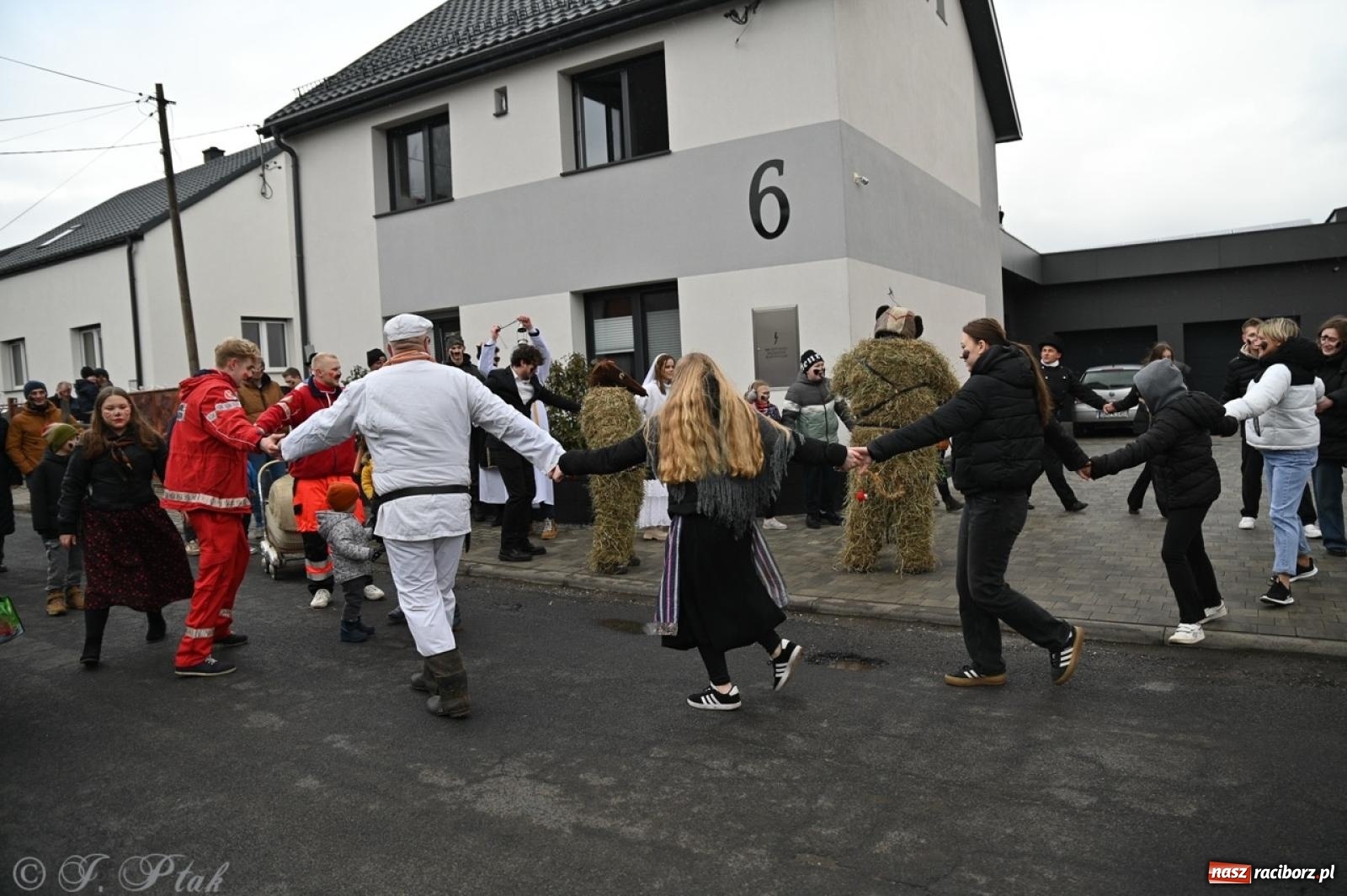 Zdjęcie w galerii na portalu naszraciborz.pl: Tanzbär 2025 – ostatki po samborowicku [FOTO i WIDEO] wiadomości z regionu