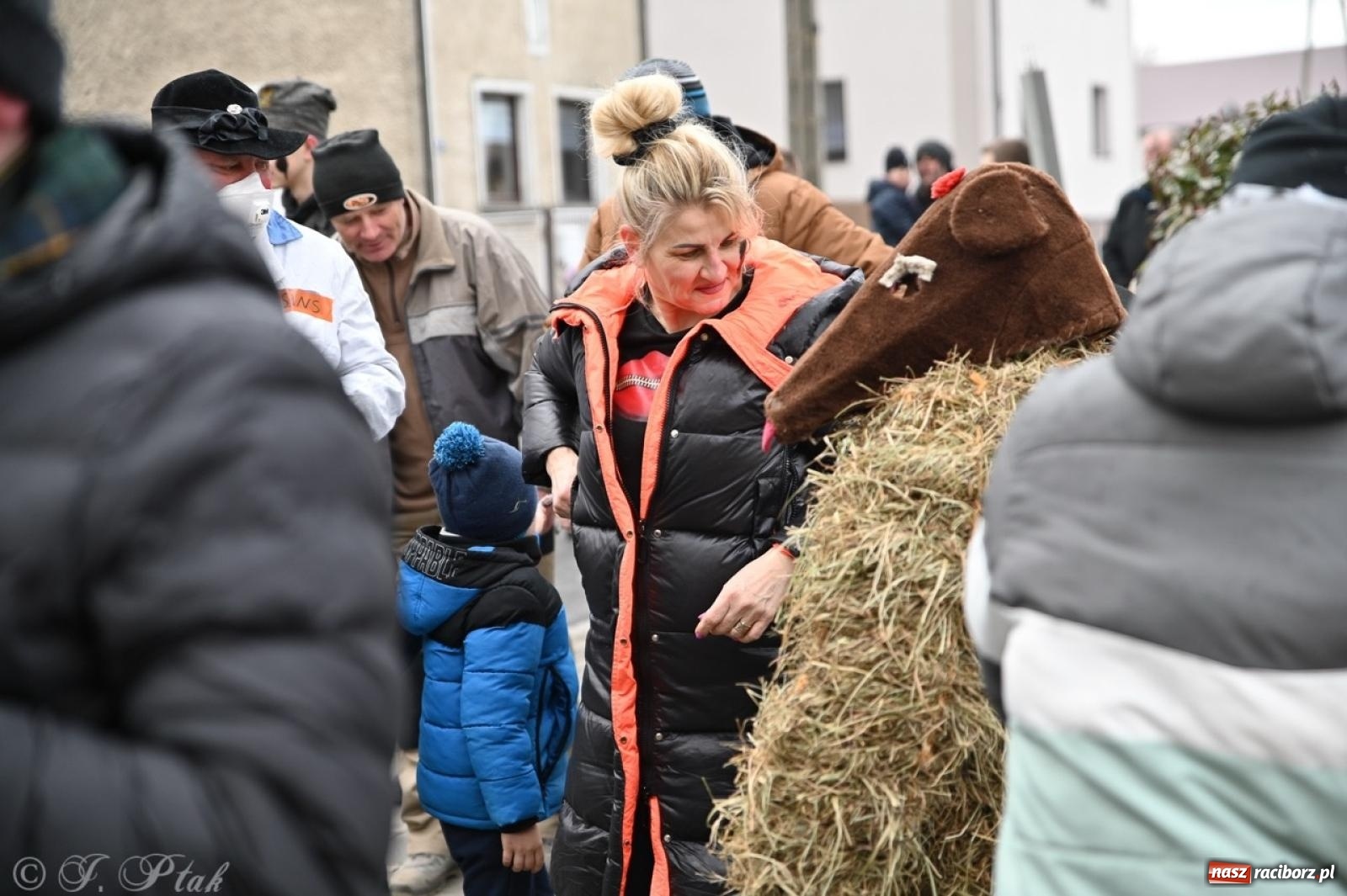 Zdjęcie w galerii na portalu naszraciborz.pl: Tanzbär 2025 – ostatki po samborowicku [FOTO i WIDEO] wiadomości z regionu