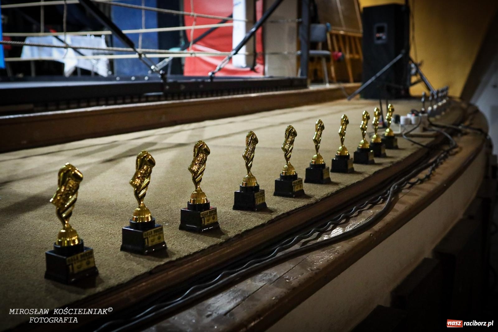 Zdjęcie w galerii na portalu naszraciborz.pl: Bokserskie show w retro stylu – niezapomniana gala w Kietrzu [FOTO i WIDEO] wiadomości z regionu