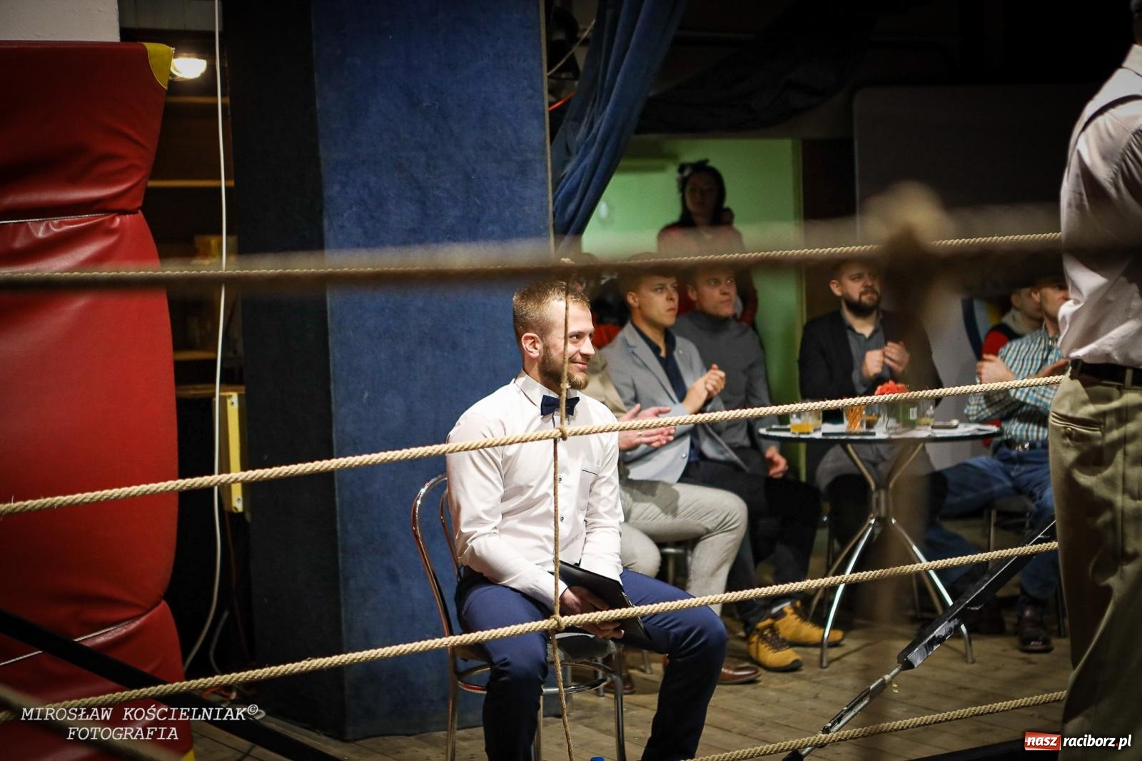 Zdjęcie w galerii na portalu naszraciborz.pl: Bokserskie show w retro stylu – niezapomniana gala w Kietrzu [FOTO i WIDEO] wiadomości z regionu