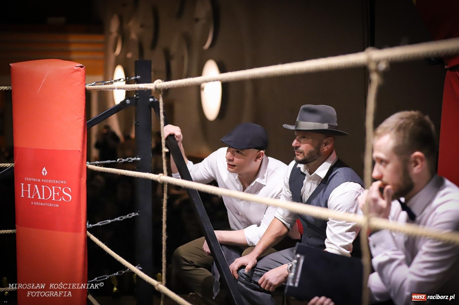 Zdjęcie w galerii na portalu naszraciborz.pl: Bokserskie show w retro stylu – niezapomniana gala w Kietrzu [FOTO i WIDEO] wiadomości z regionu