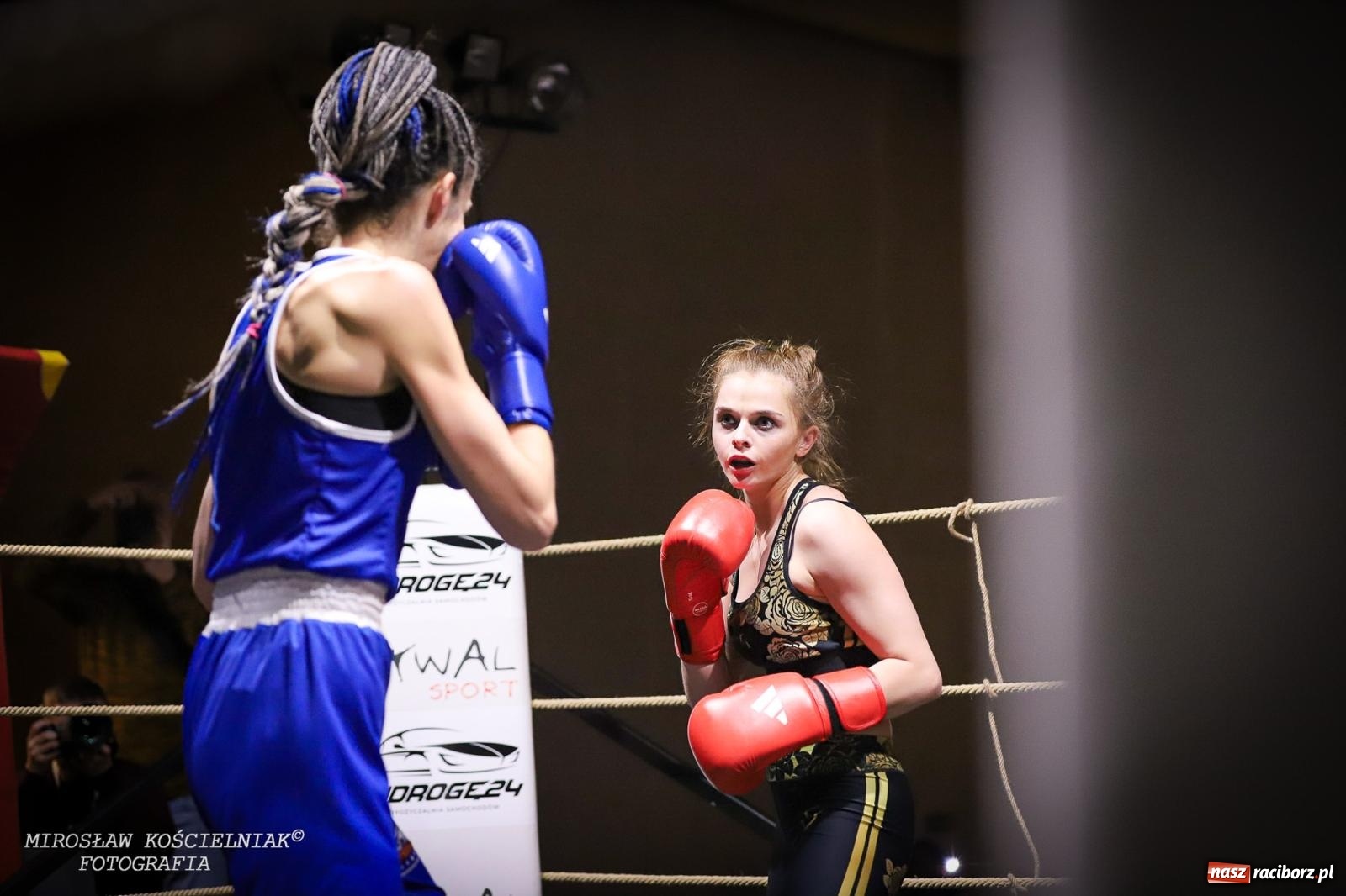 Zdjęcie w galerii na portalu naszraciborz.pl: Bokserskie show w retro stylu – niezapomniana gala w Kietrzu [FOTO i WIDEO] wiadomości z regionu