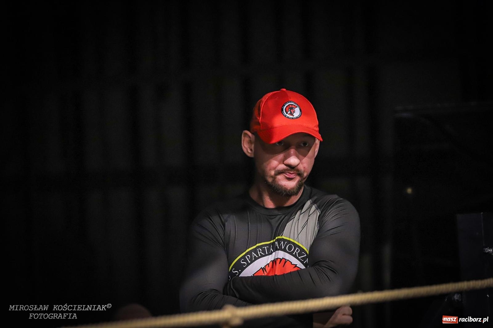 Zdjęcie w galerii na portalu naszraciborz.pl: Bokserskie show w retro stylu – niezapomniana gala w Kietrzu [FOTO i WIDEO] wiadomości z regionu