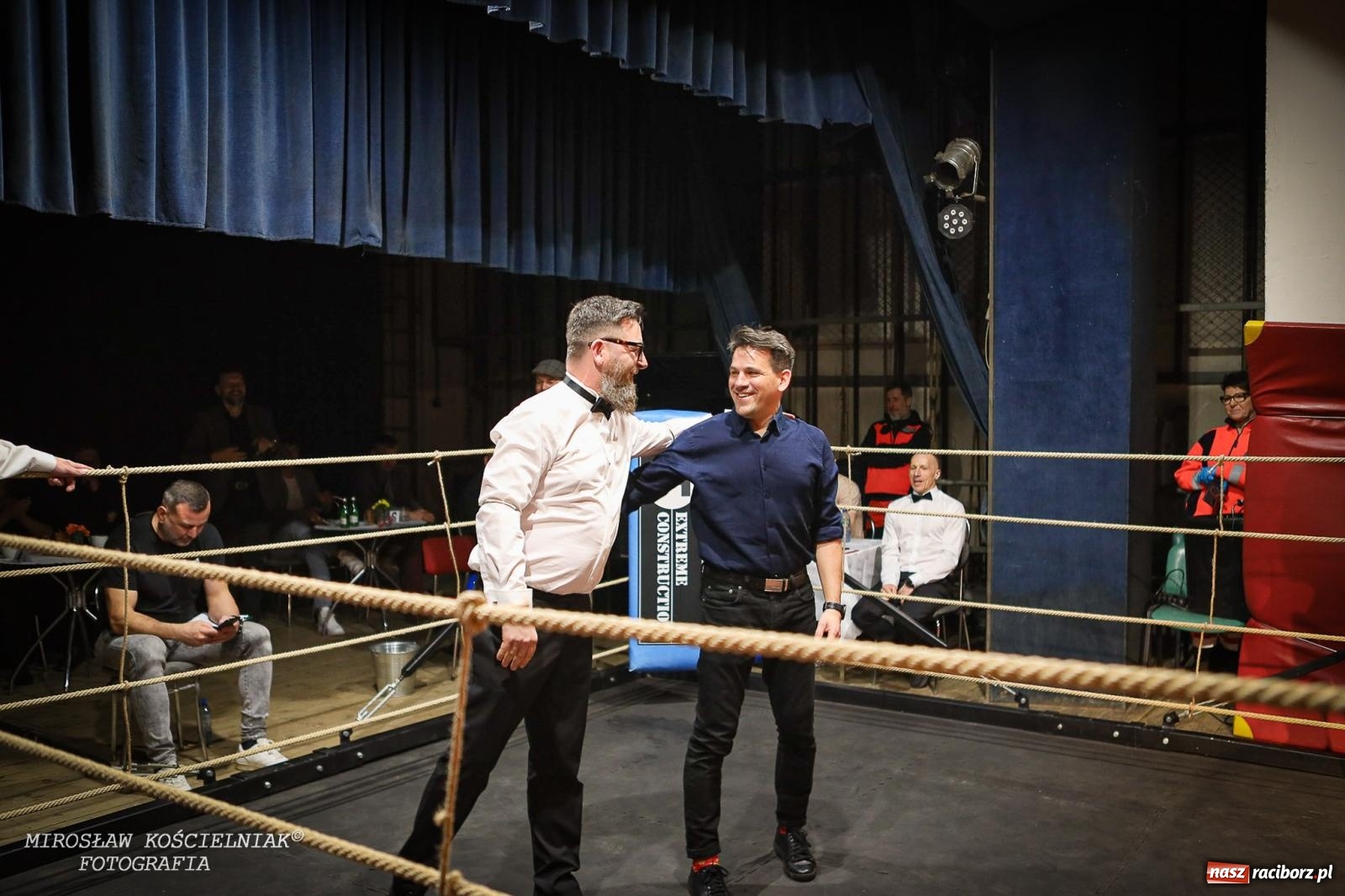 Zdjęcie w galerii na portalu naszraciborz.pl: Bokserskie show w retro stylu – niezapomniana gala w Kietrzu [FOTO i WIDEO] wiadomości z regionu