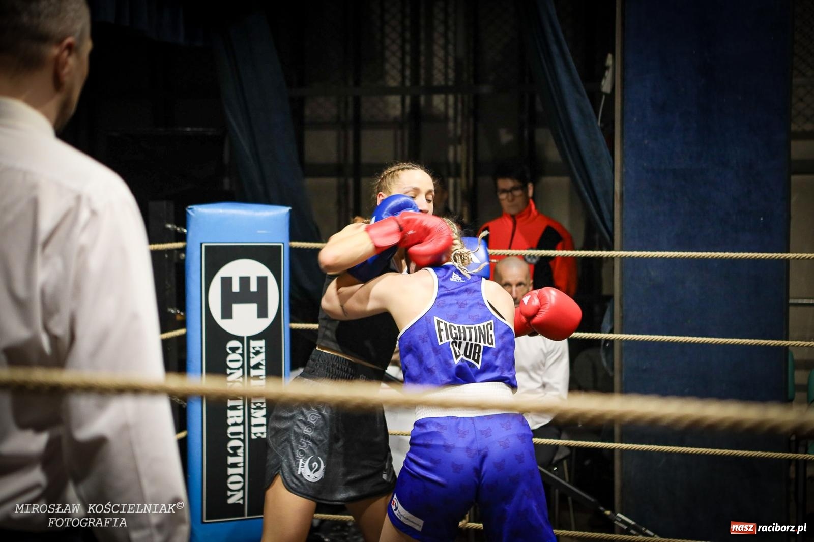 Zdjęcie w galerii na portalu naszraciborz.pl: Bokserskie show w retro stylu – niezapomniana gala w Kietrzu [FOTO i WIDEO] wiadomości z regionu