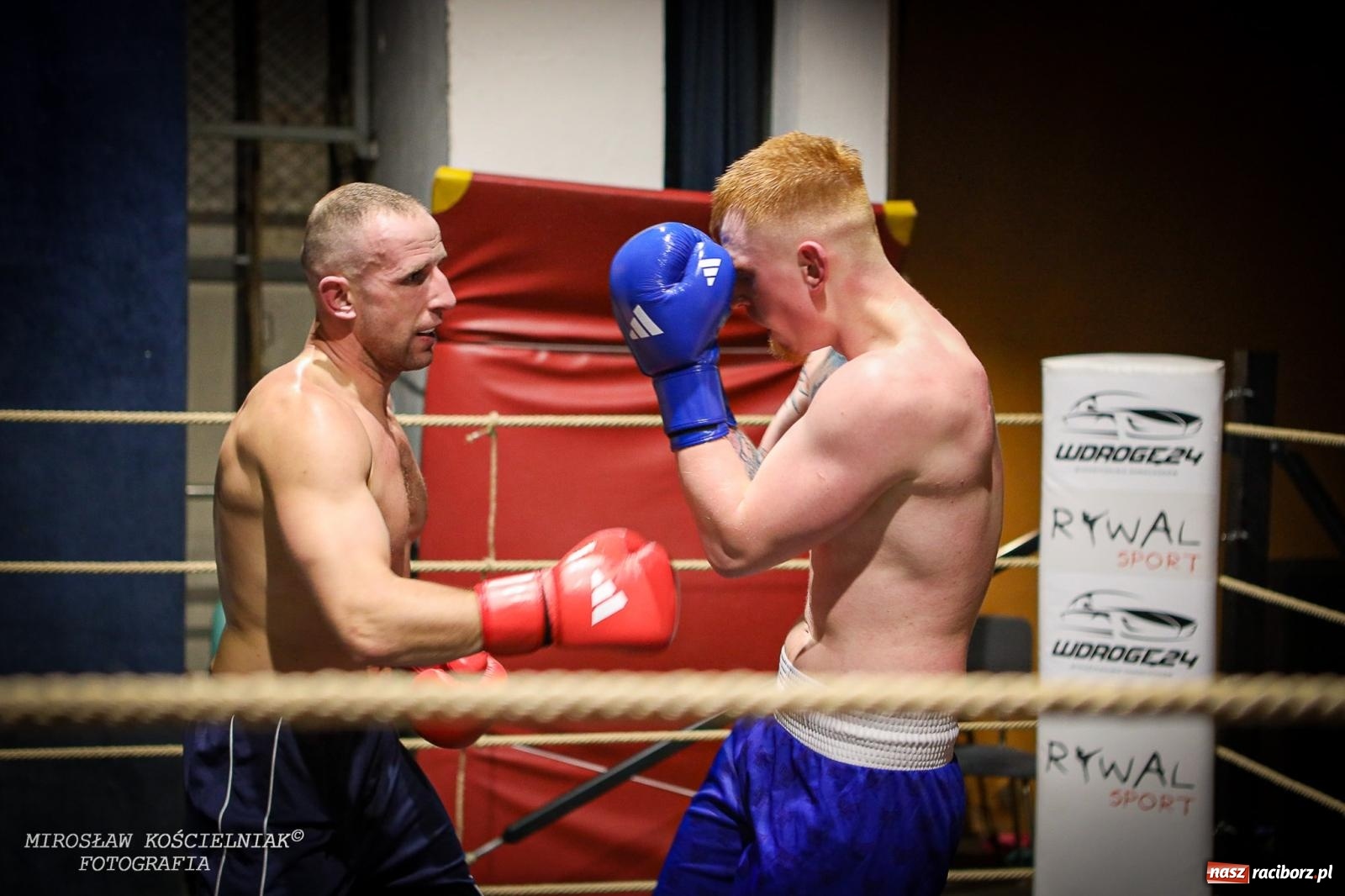 Zdjęcie w galerii na portalu naszraciborz.pl: Bokserskie show w retro stylu – niezapomniana gala w Kietrzu [FOTO i WIDEO] wiadomości z regionu