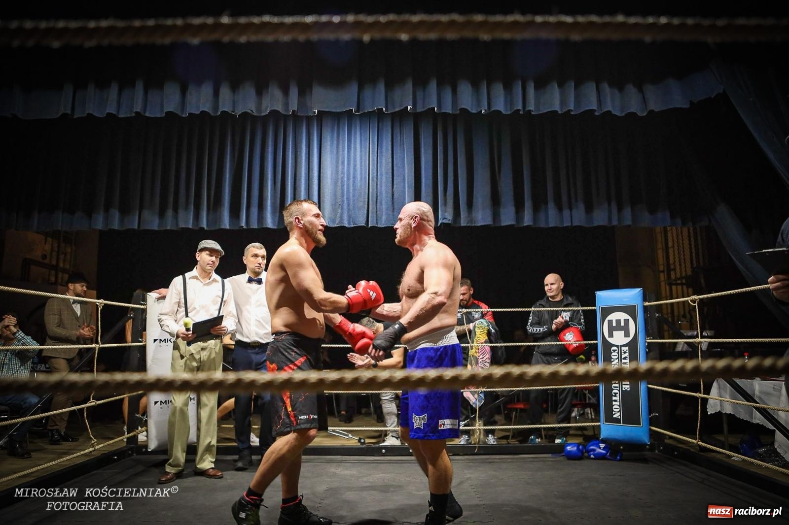 Zdjęcie w galerii na portalu naszraciborz.pl: Bokserskie show w retro stylu – niezapomniana gala w Kietrzu [FOTO i WIDEO] wiadomości z regionu