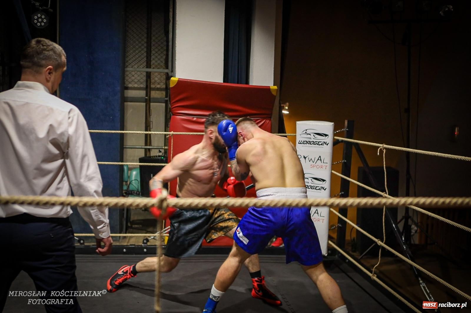 Zdjęcie w galerii na portalu naszraciborz.pl: Bokserskie show w retro stylu – niezapomniana gala w Kietrzu [FOTO i WIDEO] wiadomości z regionu