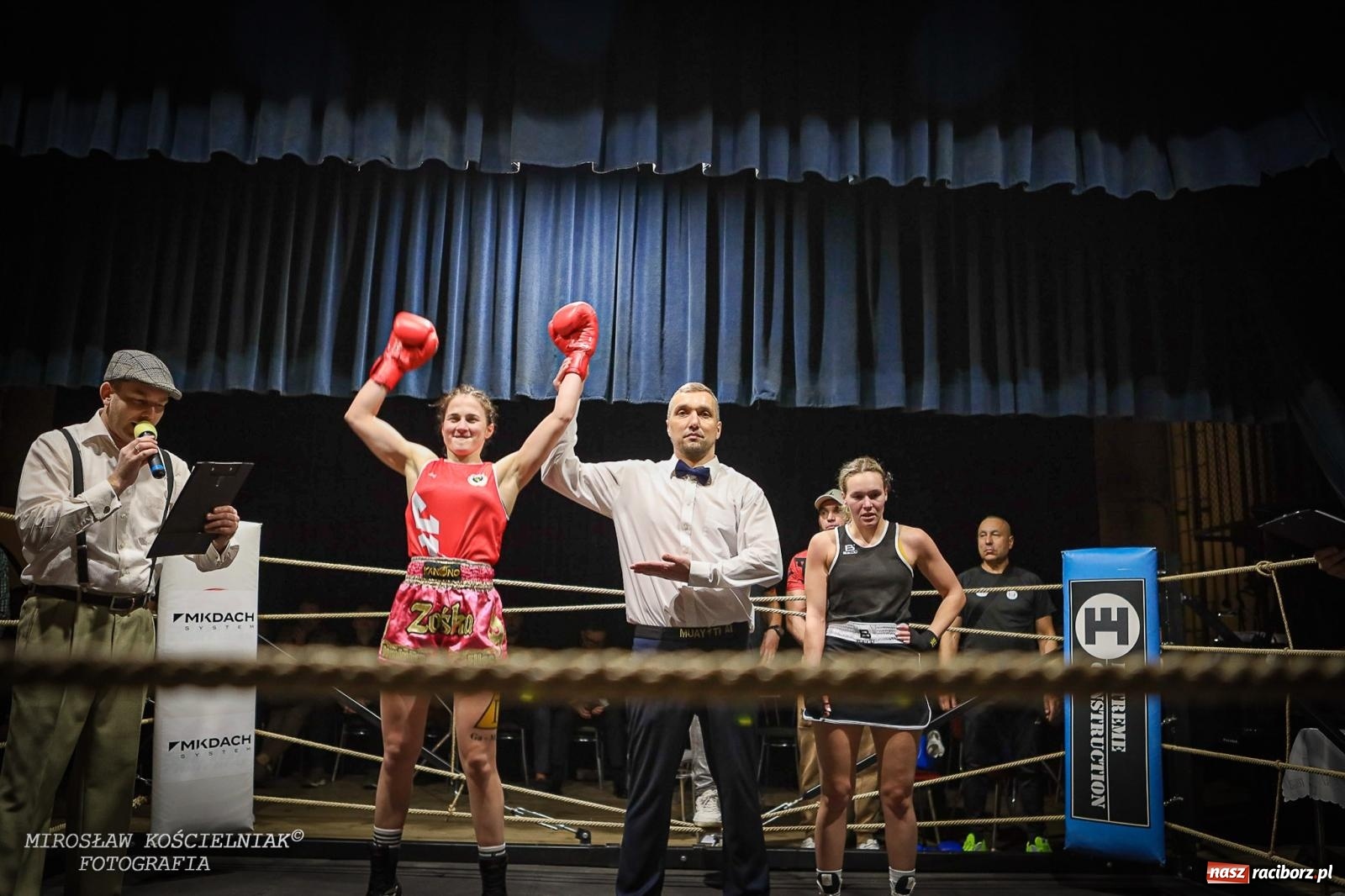 Zdjęcie w galerii na portalu naszraciborz.pl: Bokserskie show w retro stylu – niezapomniana gala w Kietrzu [FOTO i WIDEO] wiadomości z regionu