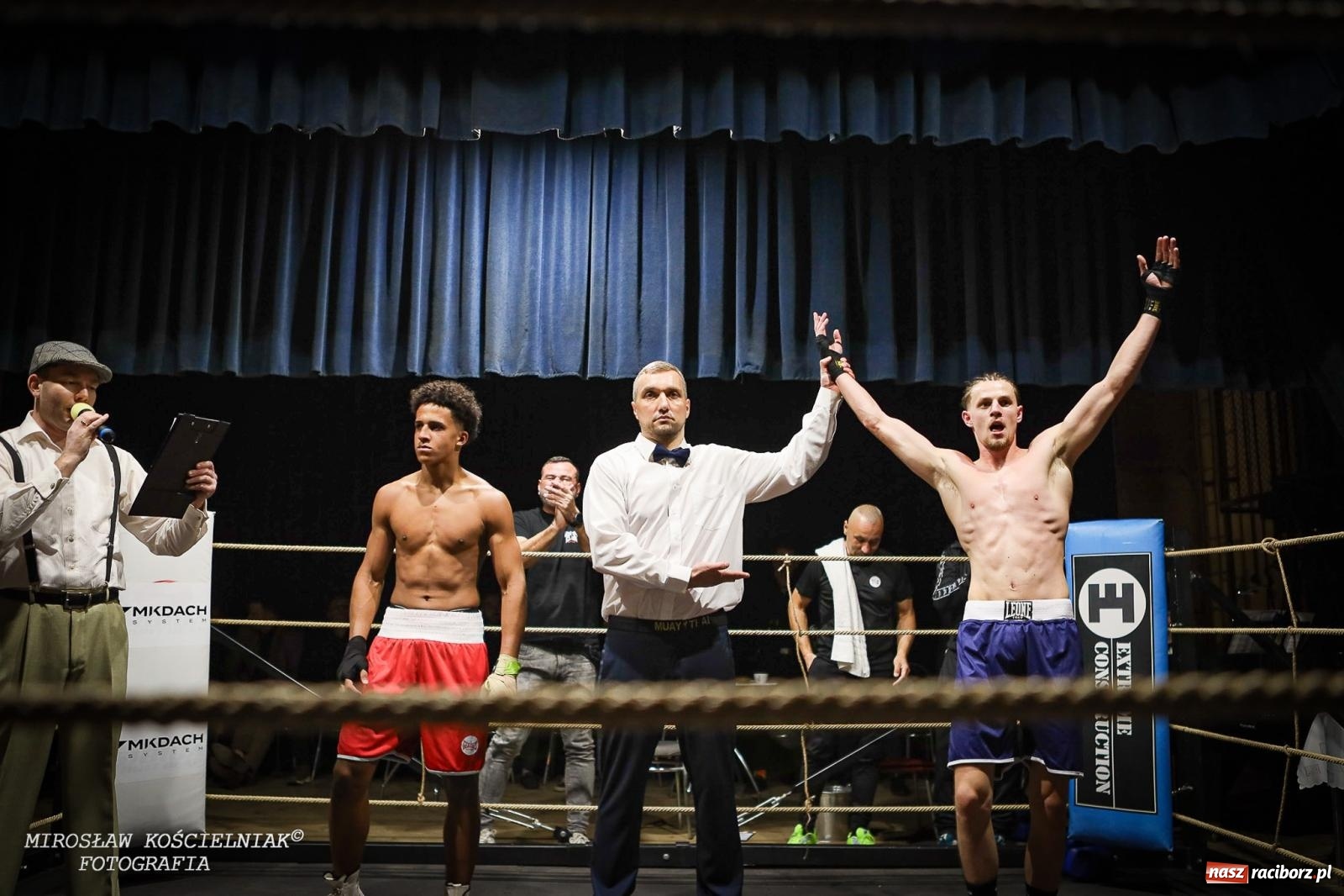 Zdjęcie w galerii na portalu naszraciborz.pl: Bokserskie show w retro stylu – niezapomniana gala w Kietrzu [FOTO i WIDEO] wiadomości z regionu