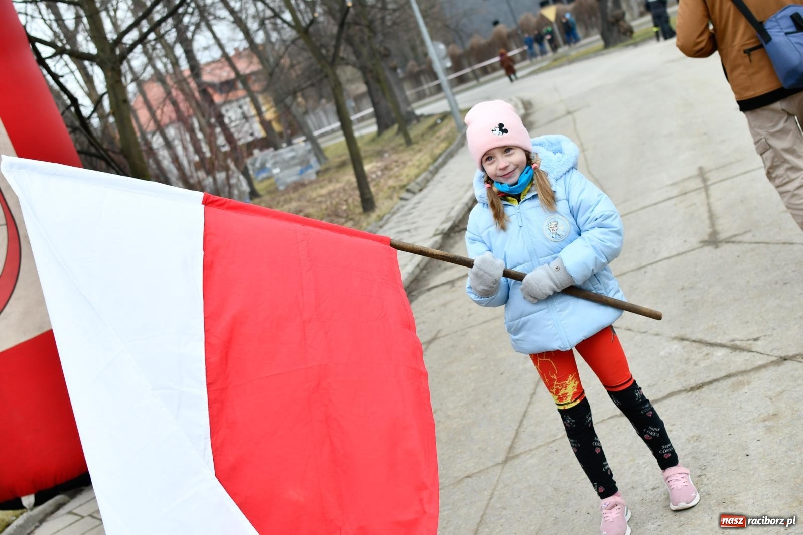 Zdjęcie w galerii na portalu naszraciborz.pl: Bieg Pamięci Żołnierzy Wyklętych TROPEM WILCZYM 2025: Racibórz uhonorował Niezłomnych wiadomości z regionu