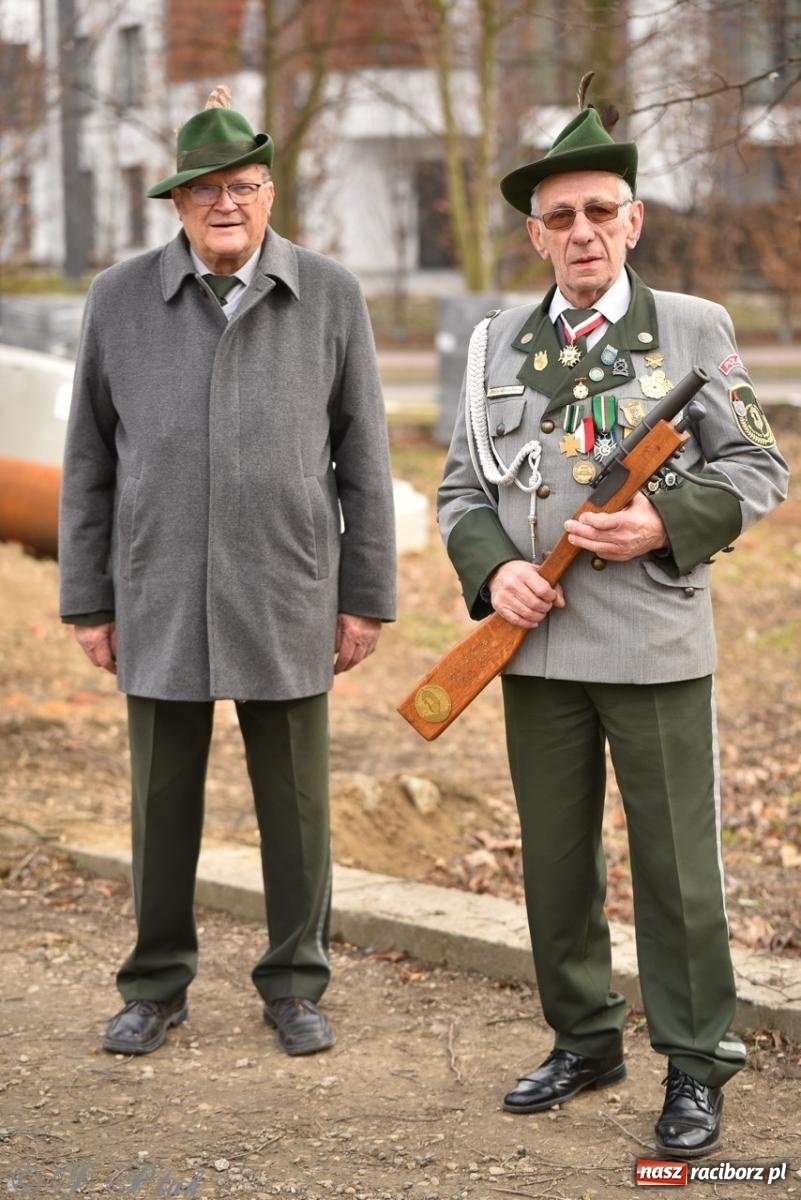 Zdjęcie w galerii na portalu naszraciborz.pl: Bieg Pamięci Żołnierzy Wyklętych TROPEM WILCZYM 2025: Racibórz uhonorował Niezłomnych wiadomości z regionu