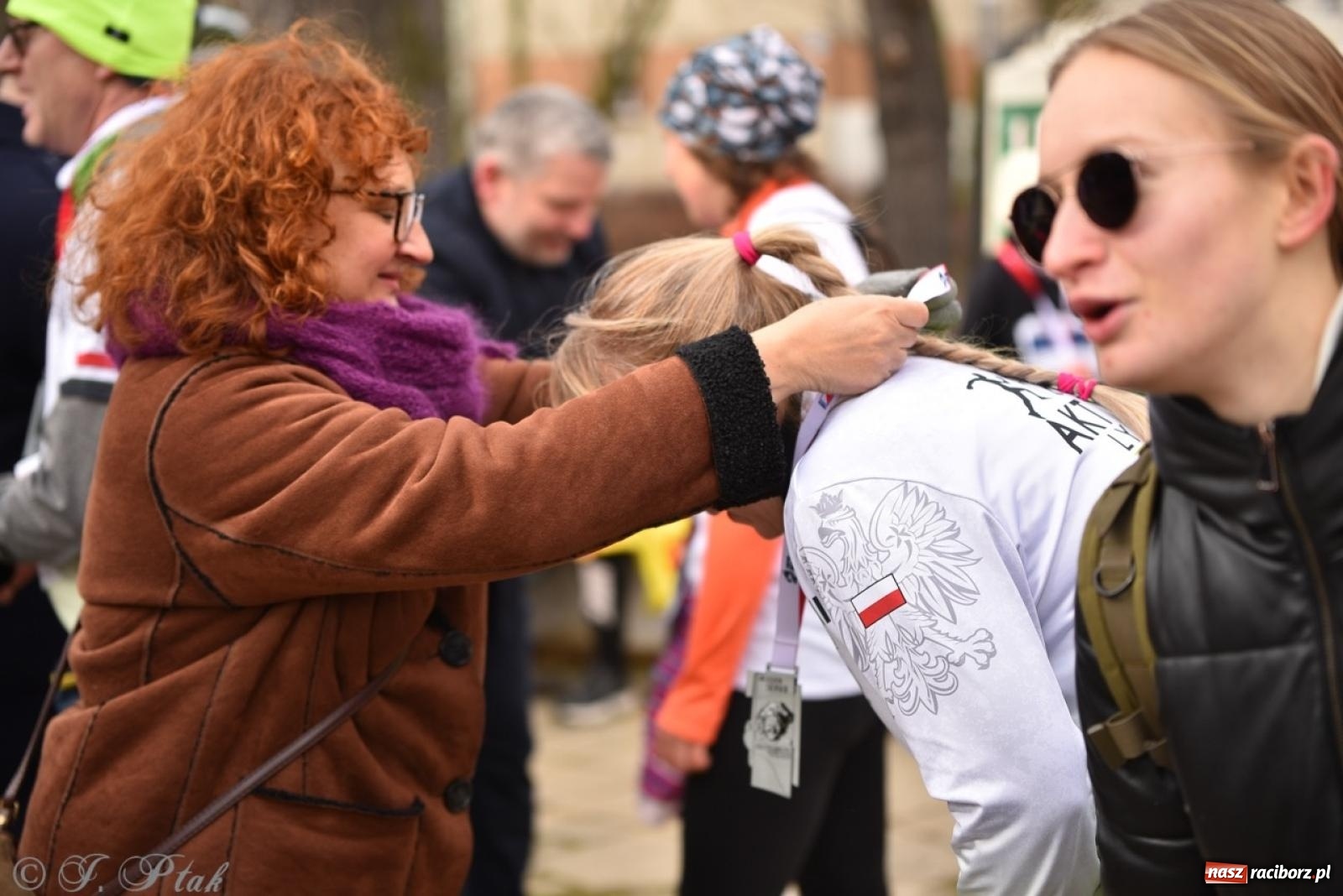 Zdjęcie w galerii na portalu naszraciborz.pl: Bieg Pamięci Żołnierzy Wyklętych TROPEM WILCZYM 2025: Racibórz uhonorował Niezłomnych wiadomości z regionu