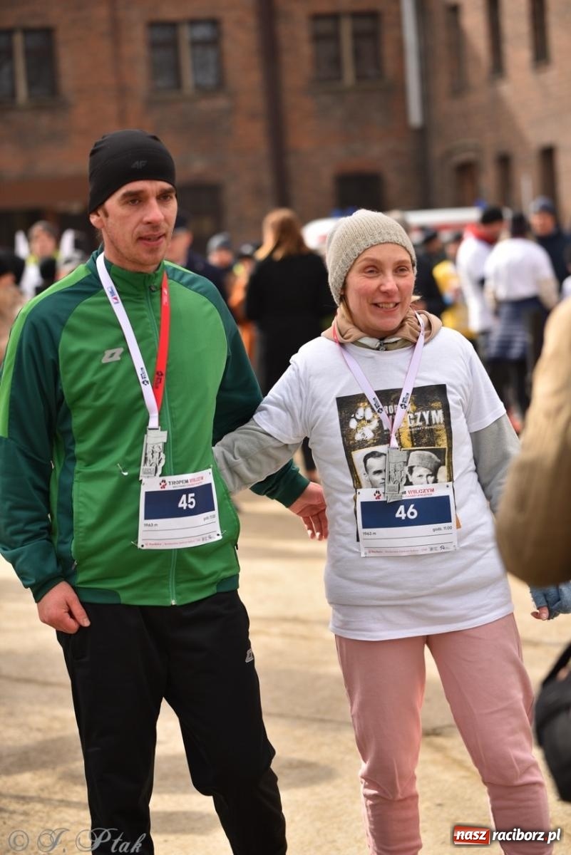 Zdjęcie w galerii na portalu naszraciborz.pl: Bieg Pamięci Żołnierzy Wyklętych TROPEM WILCZYM 2025: Racibórz uhonorował Niezłomnych wiadomości z regionu