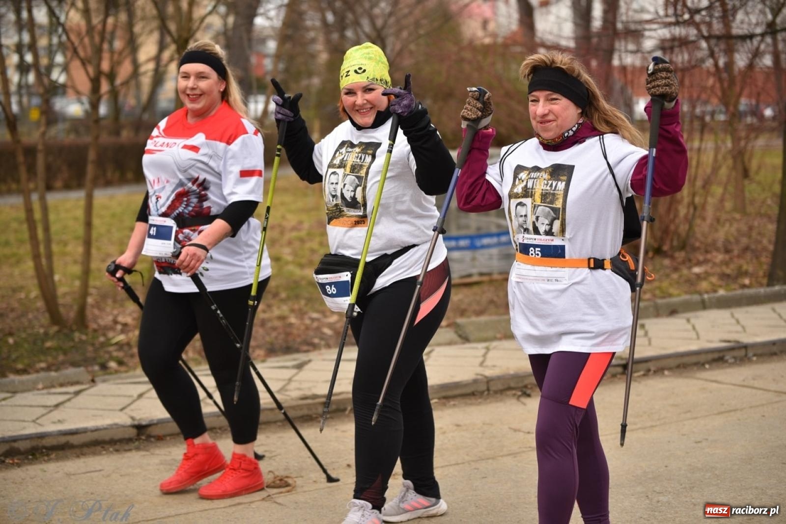Zdjęcie w galerii na portalu naszraciborz.pl: Bieg Pamięci Żołnierzy Wyklętych TROPEM WILCZYM 2025: Racibórz uhonorował Niezłomnych wiadomości z regionu