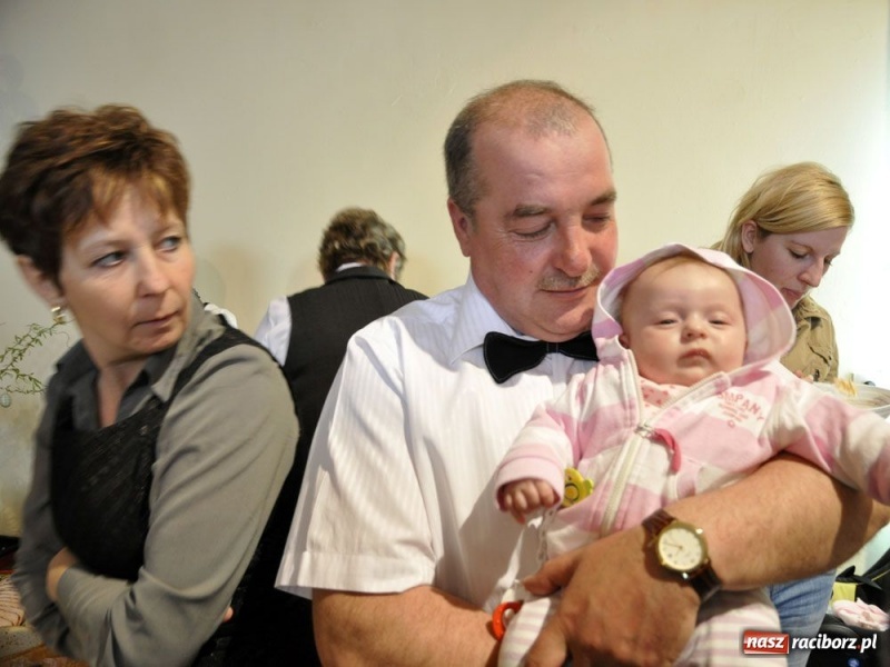 Zdjęcie w galerii na portalu naszraciborz.pl: Panie gotowały, panowie serwowali wiadomości z regionu