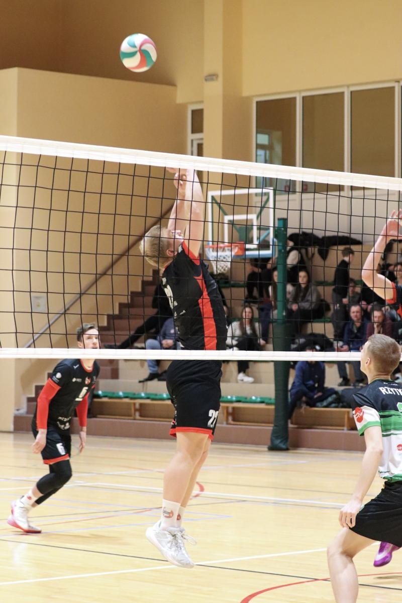 Zdjęcie w galerii na portalu naszraciborz.pl: Choć z liderem przegrali, do fazy play-off awansowali [FOTO] wiadomości z regionu