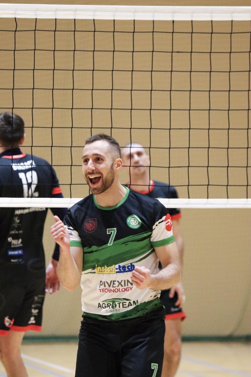 Zdjęcie w galerii na portalu naszraciborz.pl: Choć z liderem przegrali, do fazy play-off awansowali [FOTO] wiadomości z regionu